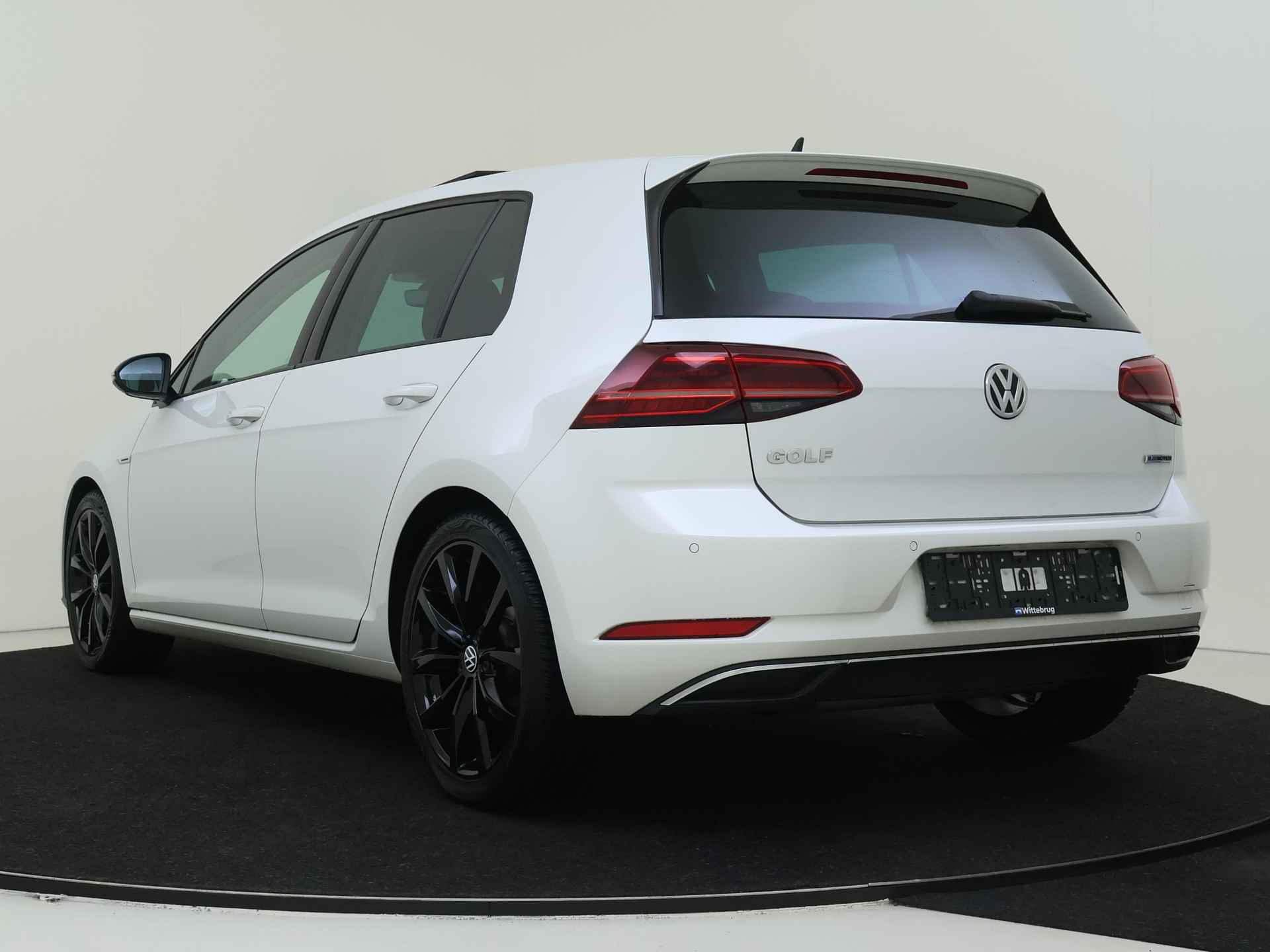 Volkswagen Golf 1.5 TSI 130pk Comfortline Business 5-deurs | Schuifdak | Climate Control | Navigatie - 5/33