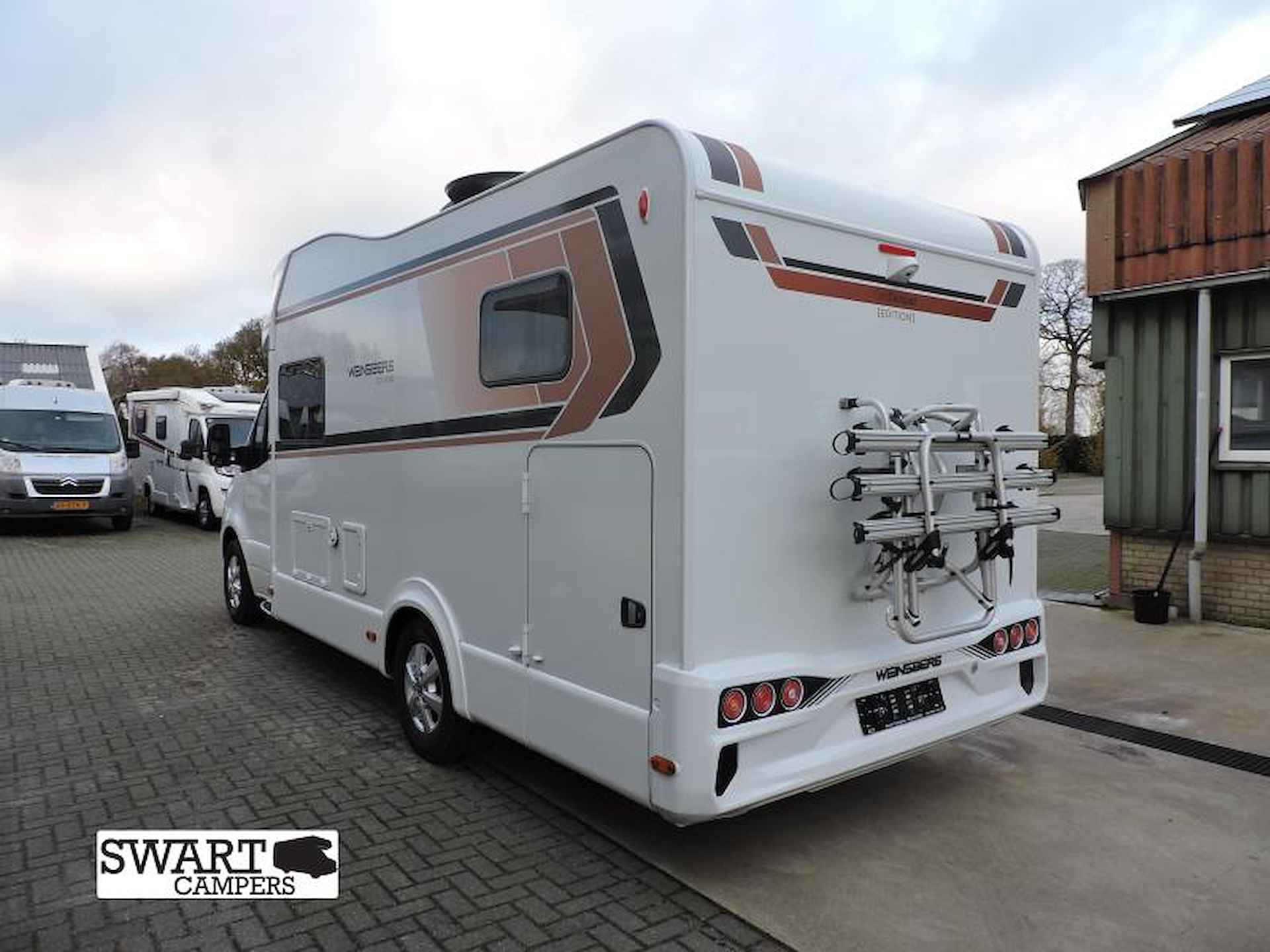 Weinsberg CaraCompact Suite MB 640 MEG Edition [PEPPER] - 6/24