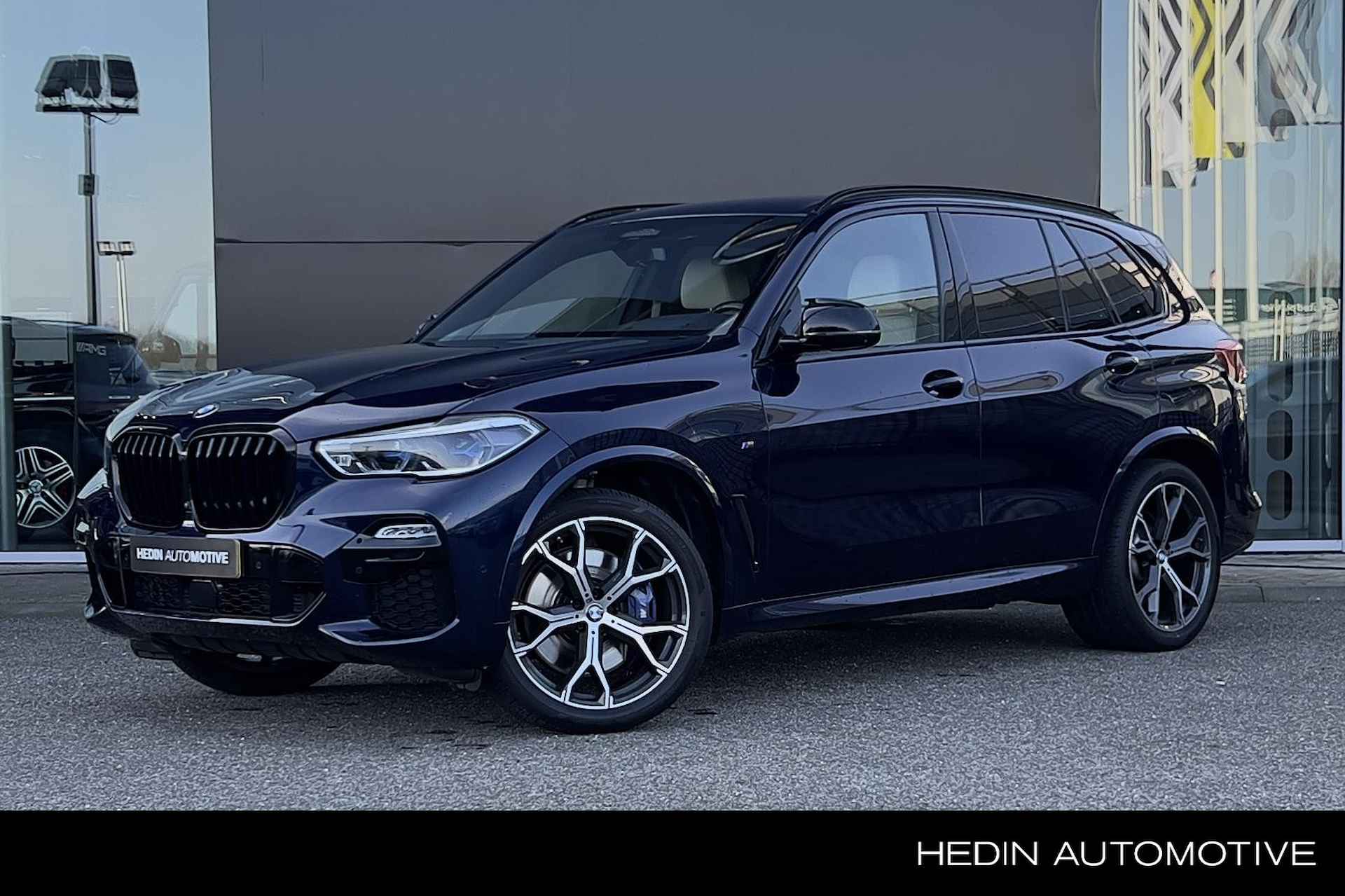 BMW X5 M50i Automaat High Executive | M Aerodynamica Pakket | H/K Audio | Head-Up | Adaptieve LED | 360° Camera | Adaptief Dempings Systeem | Stoelverwarming