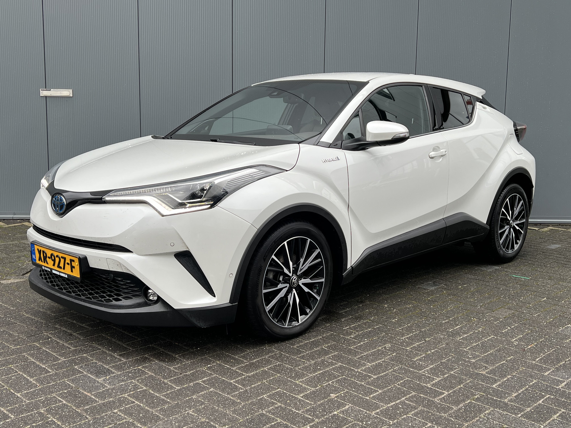 Toyota C-HR 1.8 Hybrid Executive