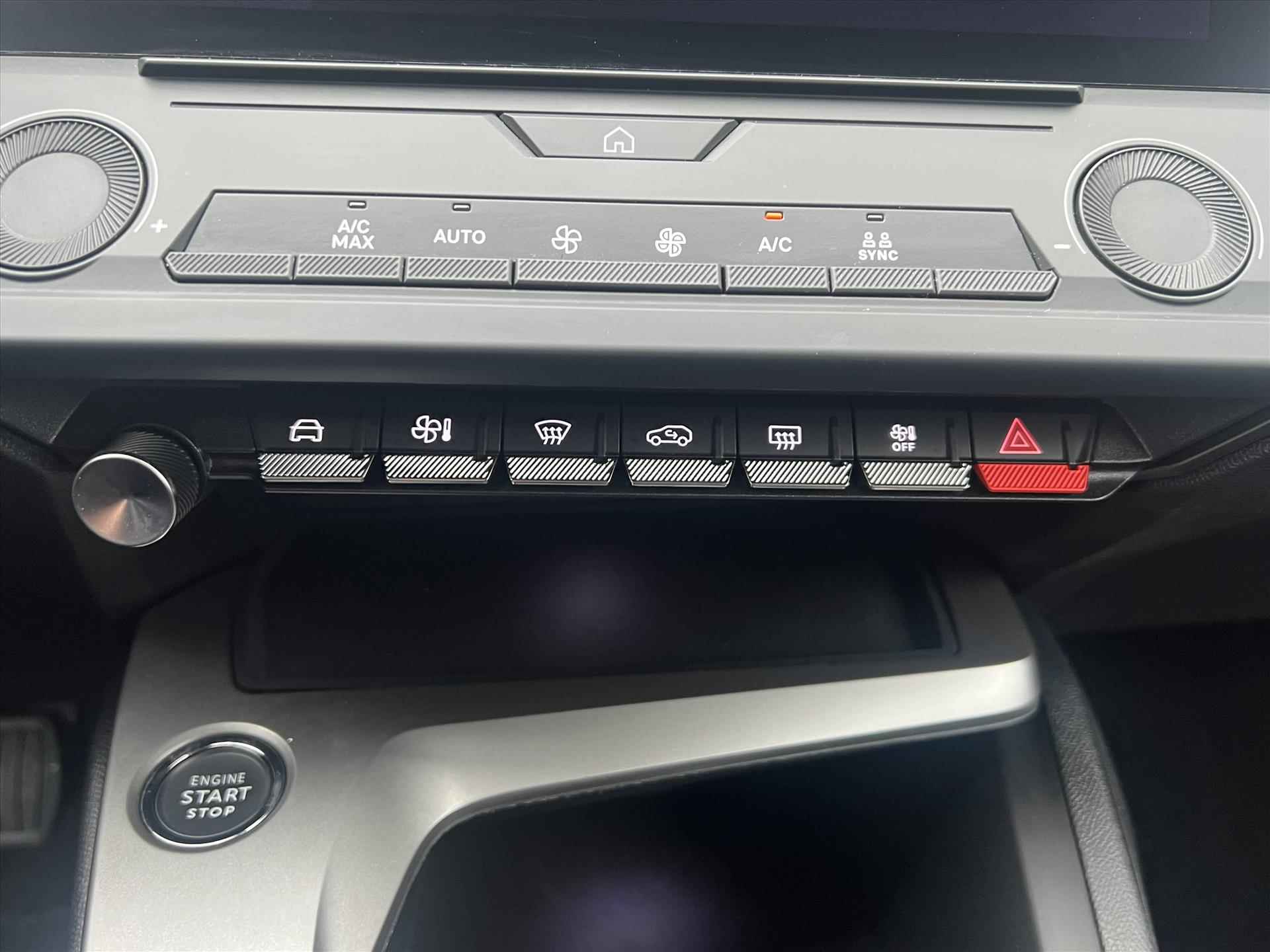 PEUGEOT 308 1.2 Puretech 110pk Active Pack Business | Navigatie | Climate control | Full Led | Parkeersensoren Achter | - 29/42