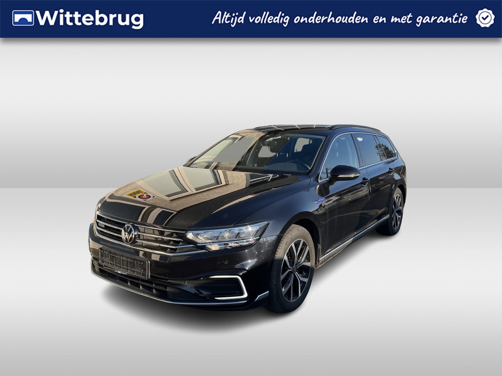 Volkswagen Passat Variant 1.4 TSI PHEV GTE / AUTOMAAT/ DIGITAL DASH/ ADAPT. CRUISE/ DAB/ NAVI/ APP-CONNECT/ PARK. SENSOREN + CAMERA/ CLIMA/ STOELVERWARMING