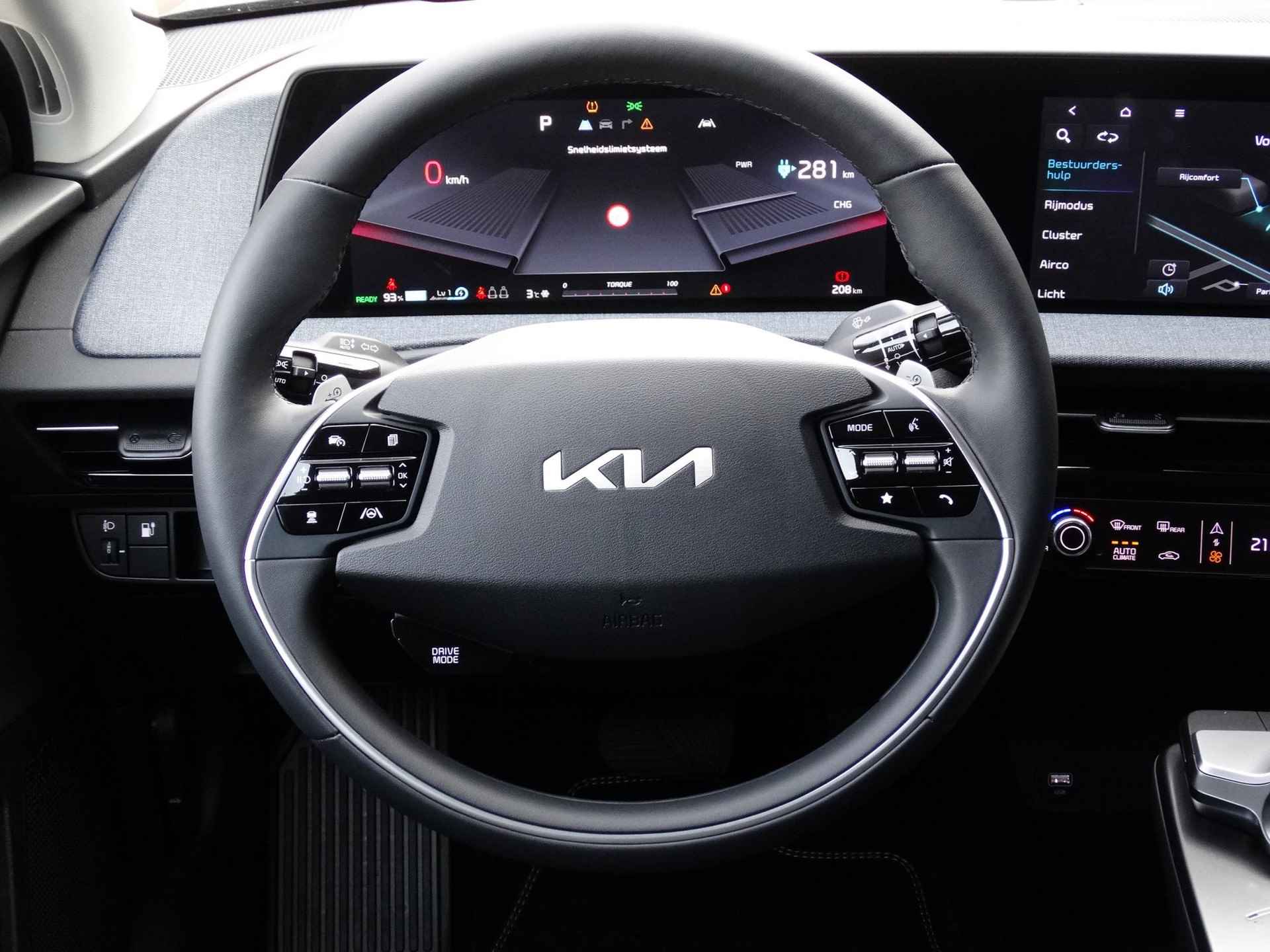 Kia EV6 Light Edition 58 kWh | Navigatie | Camera l Ad. Cruise | Stoel/stuurverw. l excl. 2000,- SEPP Subsidie | PDC V+A | LMV 18inch - 20/28