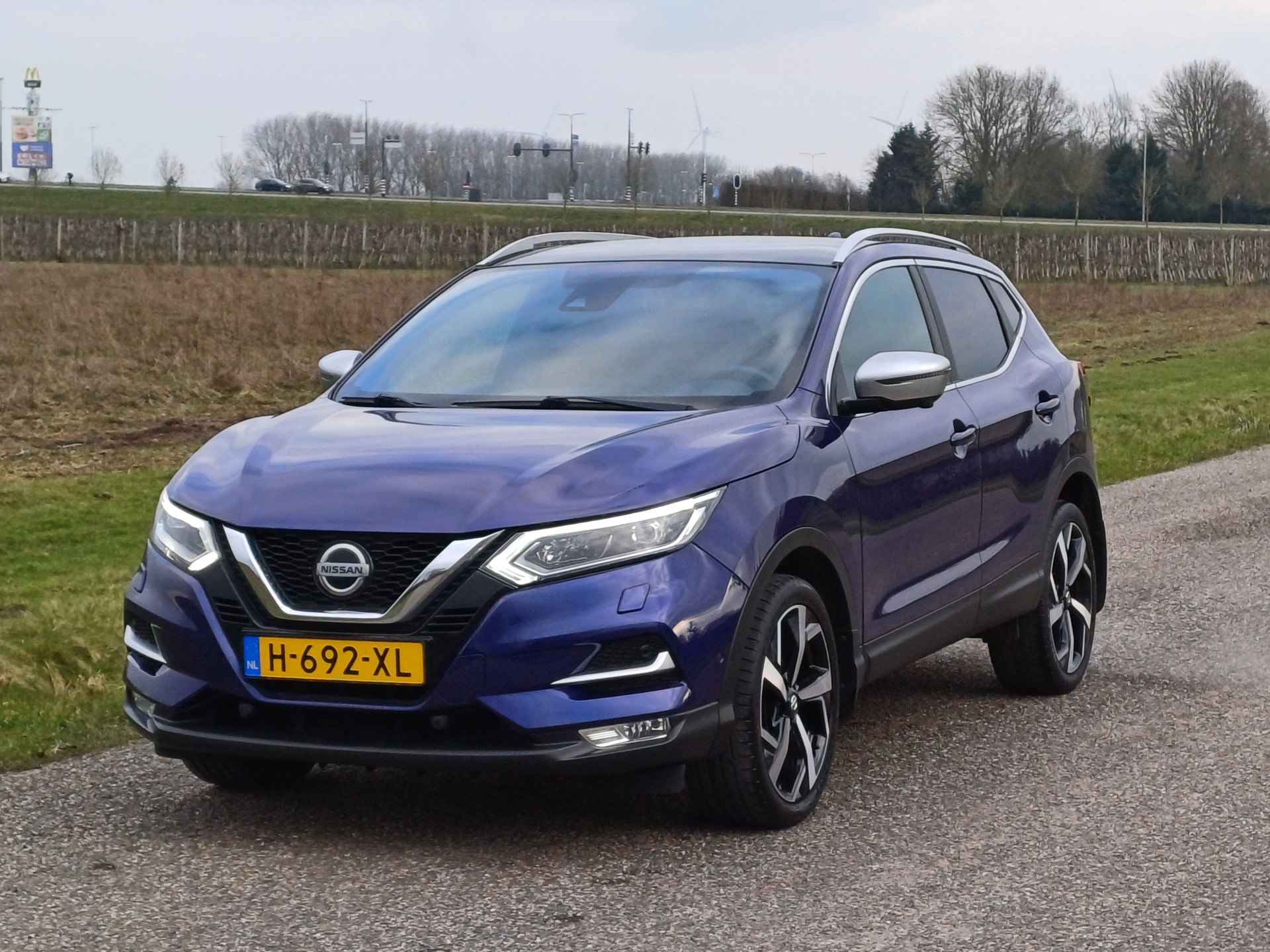 Nissan QASHQAI 1.3 DIG-T Tekna + /Pano/Leer/Clima/Led/Trekh./19"/Bose/Camera/Navi/ - 4/57