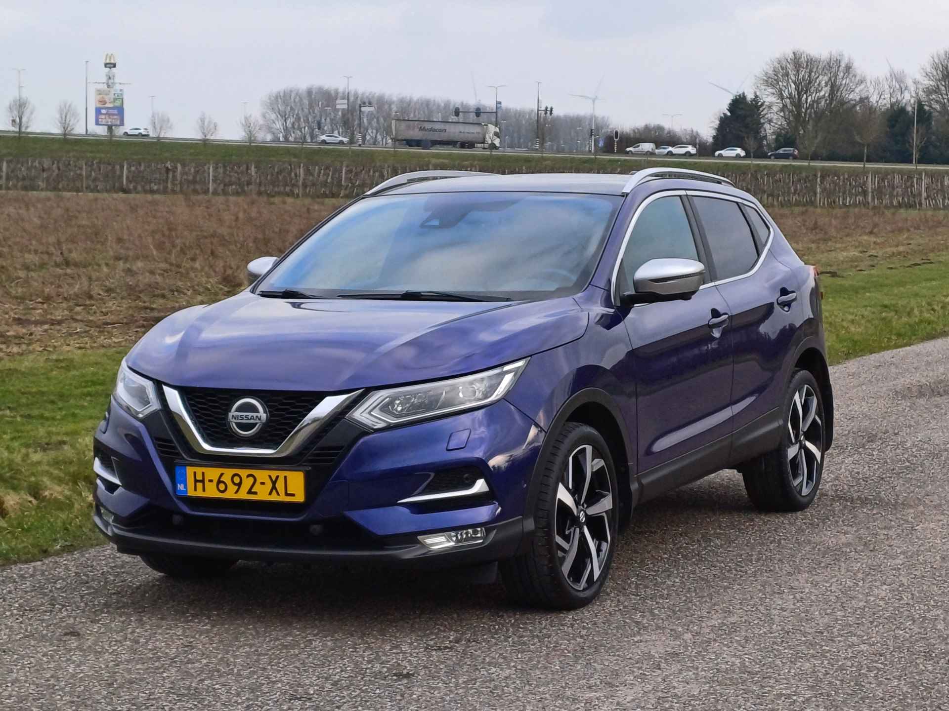 Nissan QASHQAI 1.3 DIG-T Tekna + /Pano/Leer/Clima/Led/Trekh./19"/Bose/Camera/Navi/ - 6/57