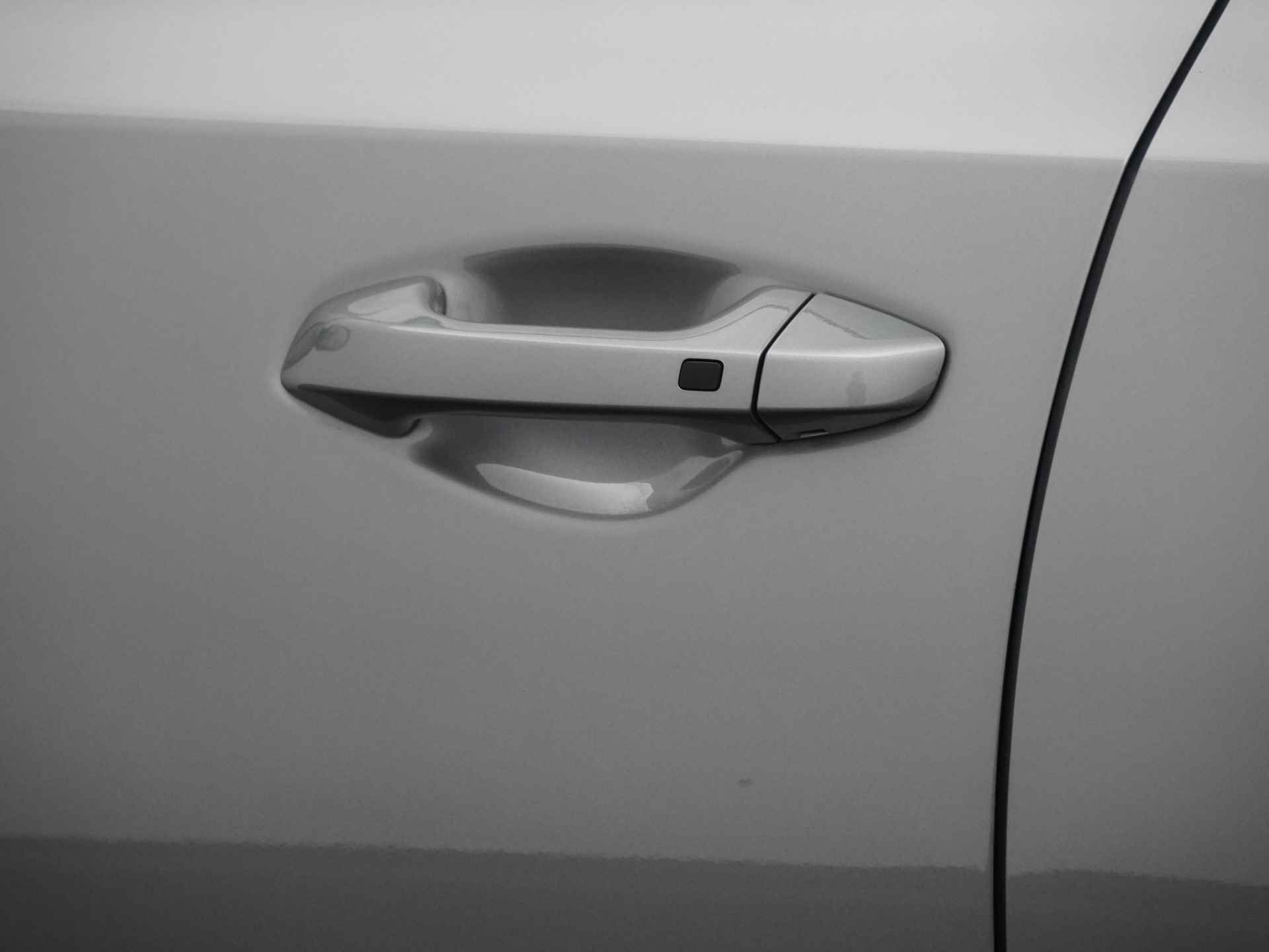 Kia Ceed Sportswagon 1.5 T-GDi GT-Line automaat - Navigatie - Led koplampen - Stoelverwarming - Schuif-/kanteldak - Fabrieksgarantie tot 02-2029 - 18/55