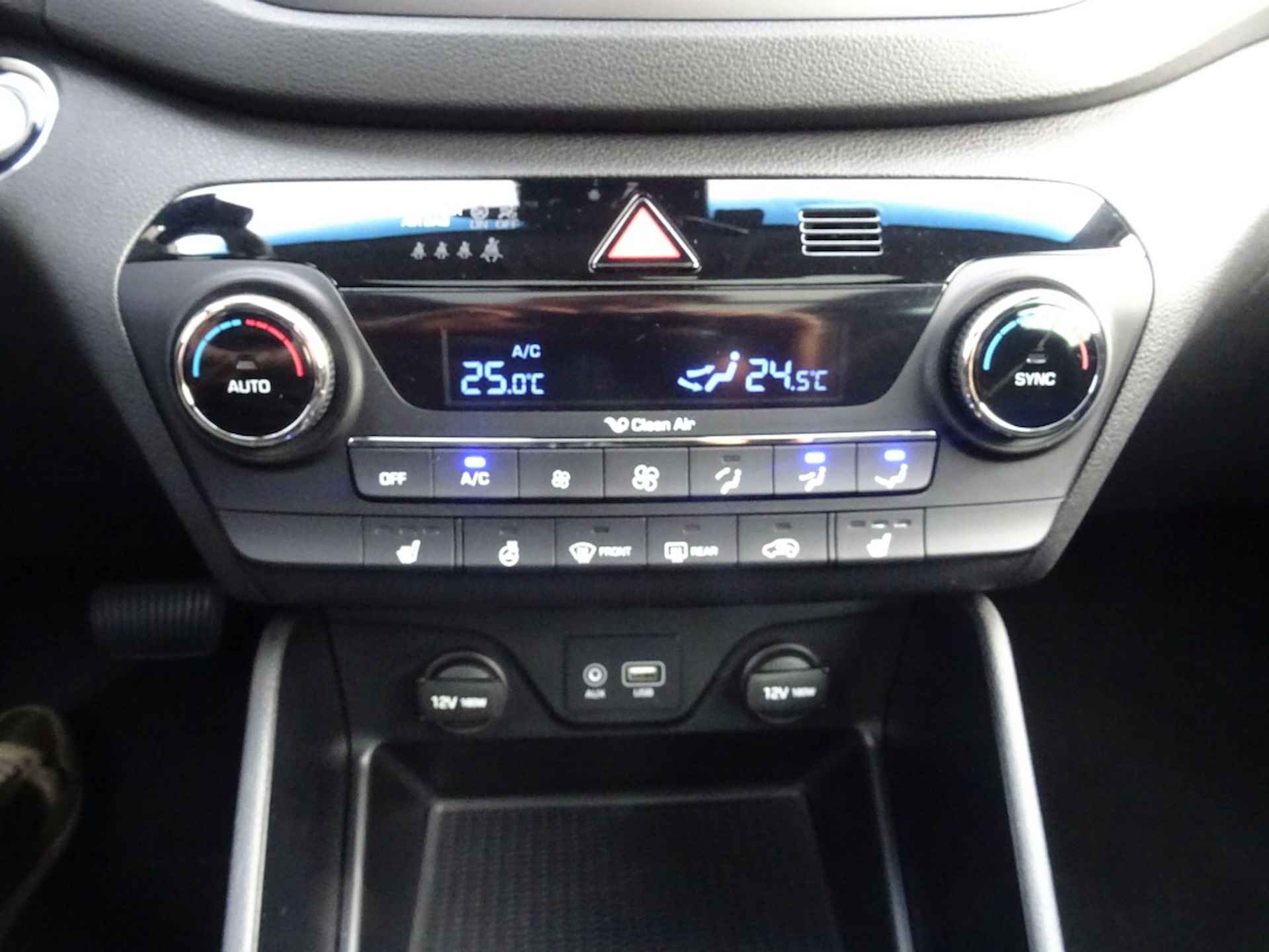 Hyundai Tucson 1.6 T-GDi Prem. 4WD AUTM Pano Dak - 21/29