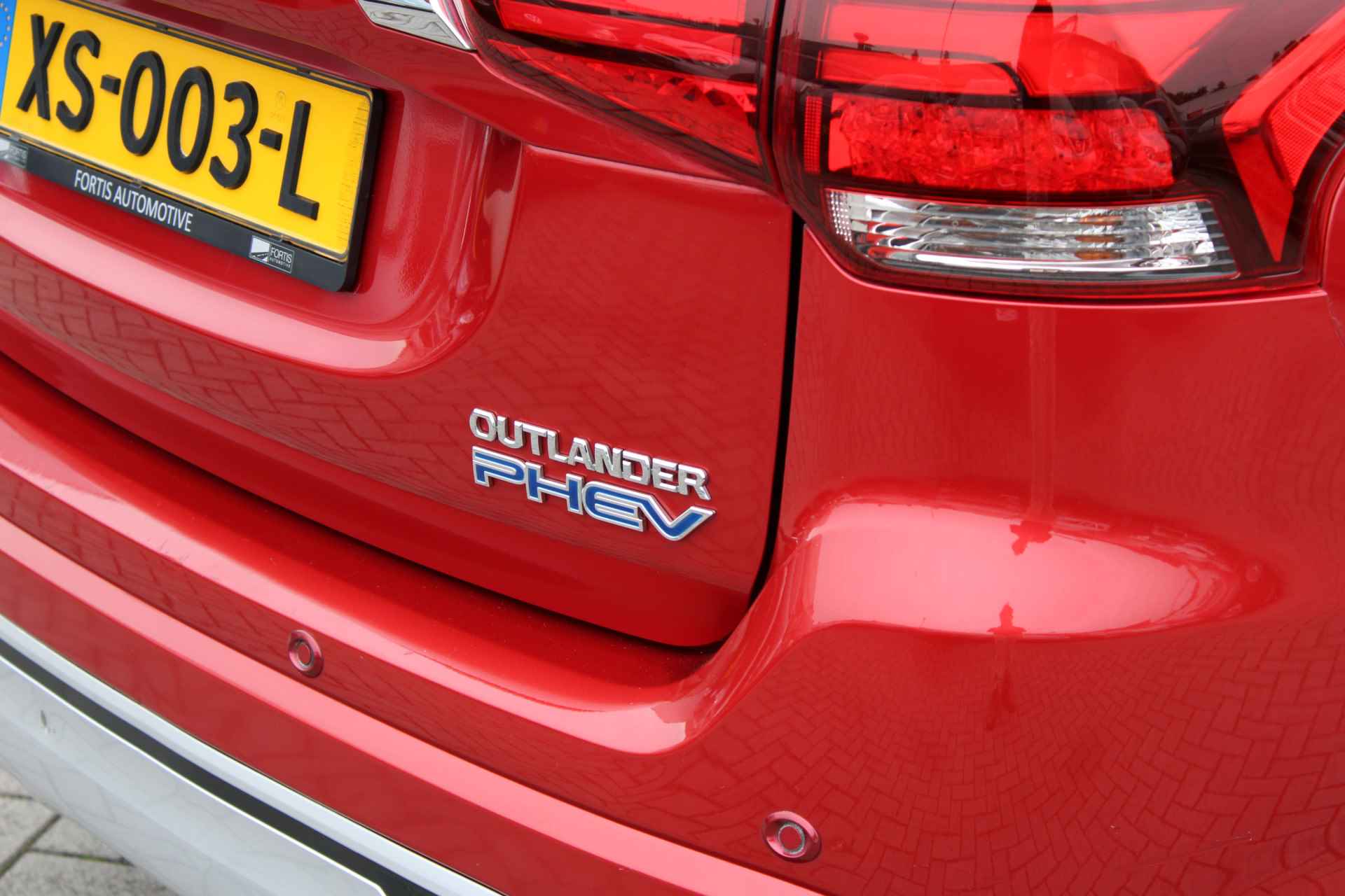 Mitsubishi Outlander 2.4 PHEV Intense WINTERBANDEN | NL-AUTO | CARPLAY | CAMERA | - 15/41