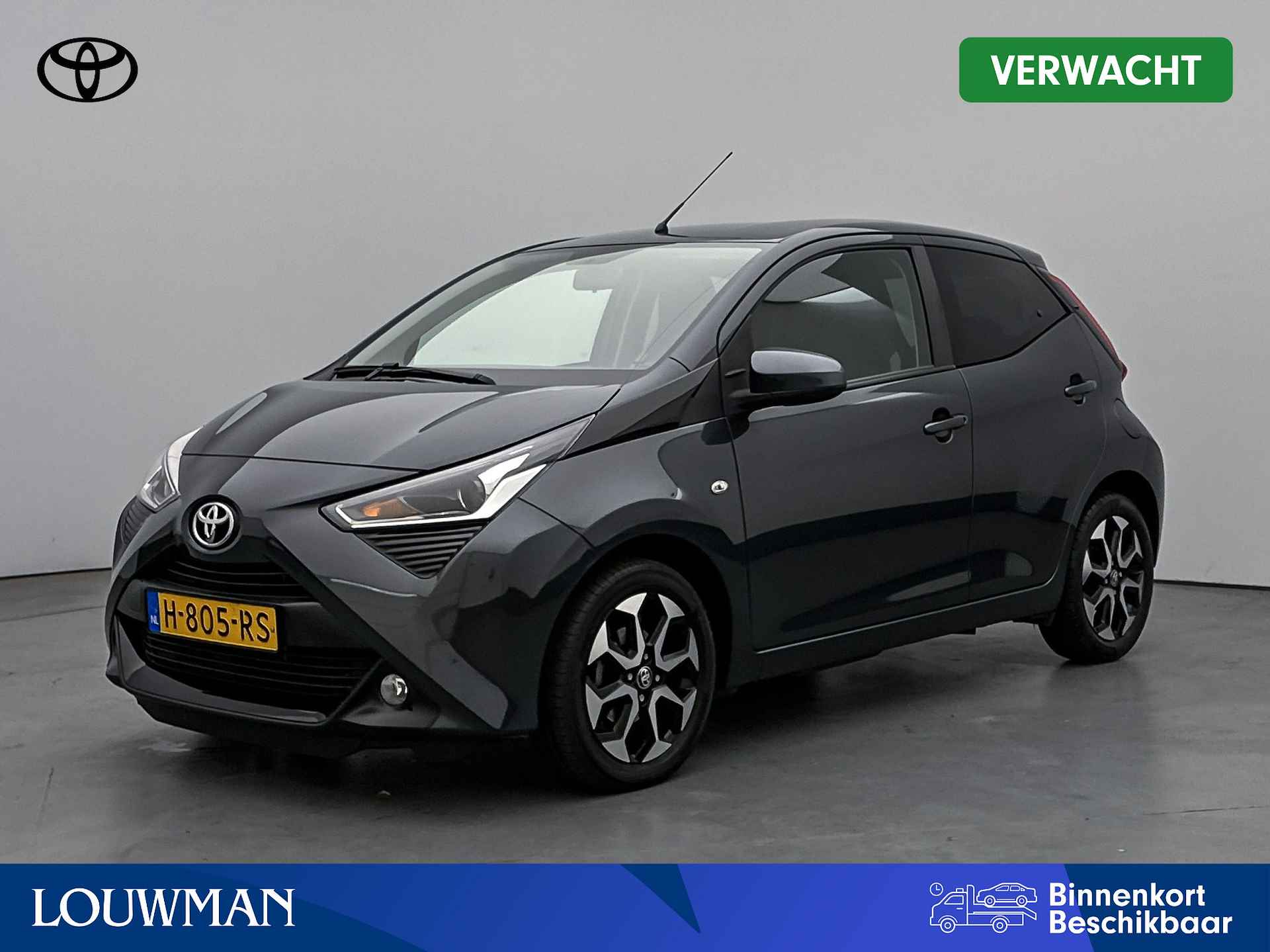 Toyota Aygo 1.0 VVT-i x-joy | 1e Eigenaar | Nieuw Geleverd | Dealer Onderhouden | Climate Control | LM Velgen | Navigatie | Apple Carplay/Android Auto |