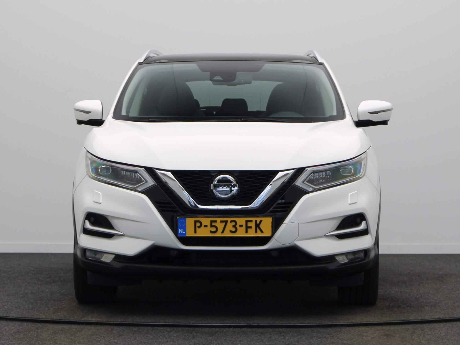 Nissan Qashqai 1.3 DIG-T Premium Edition | Panorama dak | Automaat | Climate control | Stoelverwarming | Elektrisch verstelbare bestuurderstoel | - 6/49