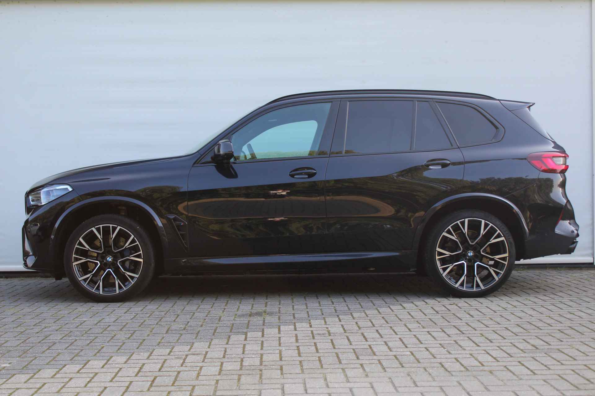 BMW X5 M Competition Automaat / Panoramadak Sky Lounge / Trekhaak / Stoelventilatie / Massagefunctie / Laserlight / Bowers & Wilkins / Parking Assistant Plus / Soft Close - 3/41