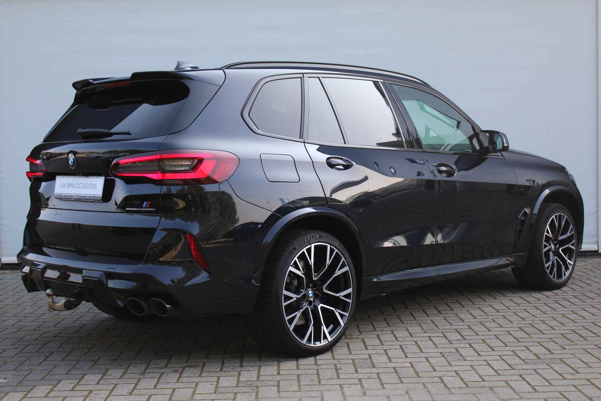 BMW X5 M Competition Automaat / Panoramadak Sky Lounge / Trekhaak / Stoelventilatie / Massagefunctie / Laserlight / Bowers & Wilkins / Parking Assistant Plus / Soft Close - 4/41