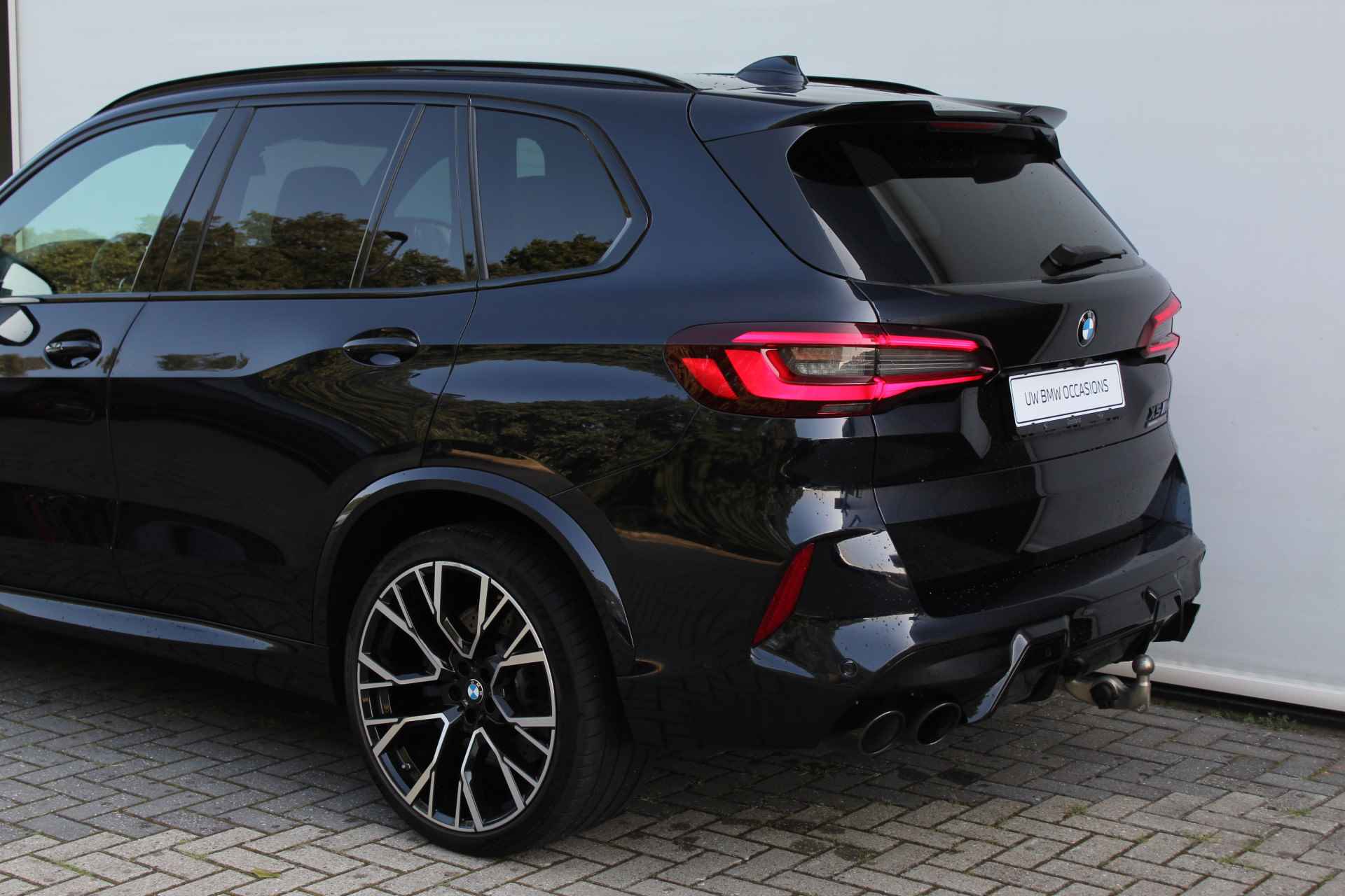 BMW X5 M Competition Automaat / Panoramadak Sky Lounge / Trekhaak / Stoelventilatie / Massagefunctie / Laserlight / Bowers & Wilkins / Parking Assistant Plus / Soft Close - 35/41