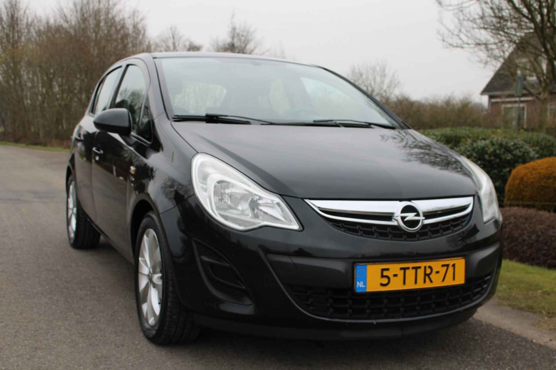 OPEL Corsa 1.4-16V 87pk airco/cruise/lm velgen/trekhaak - 20/31