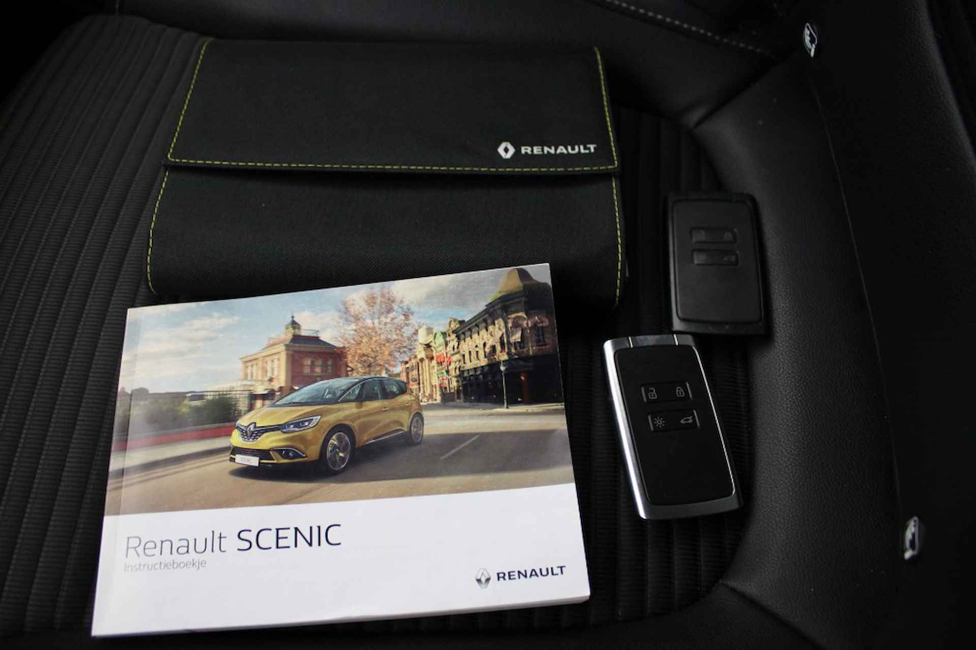 RENAULT Grand Scenic 1.3 TCe Intens Automaat - Carplay, Trekhaak - 19/24