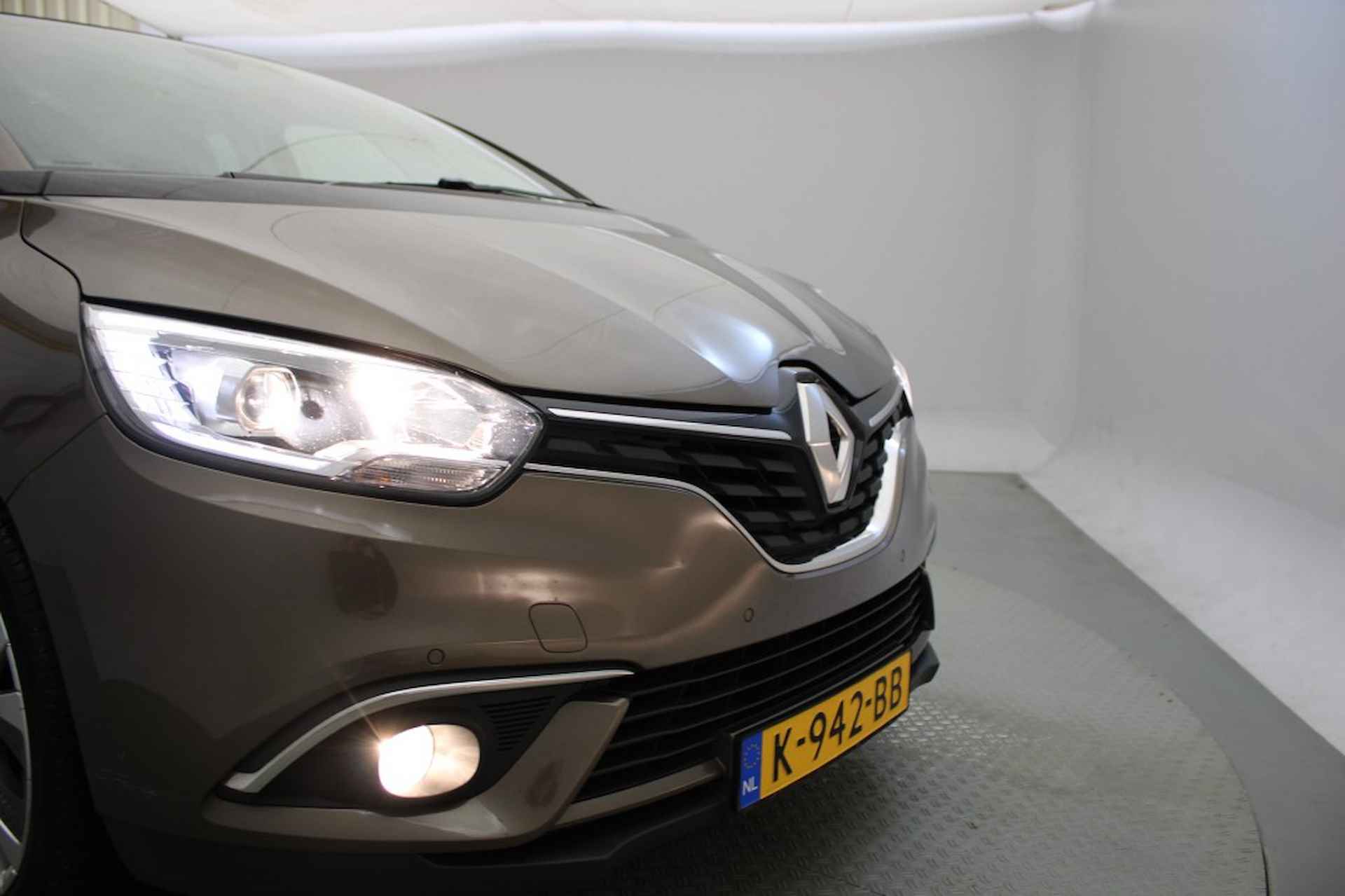 RENAULT Grand Scenic 1.3 TCe Intens Automaat - Carplay, Trekhaak - 23/24