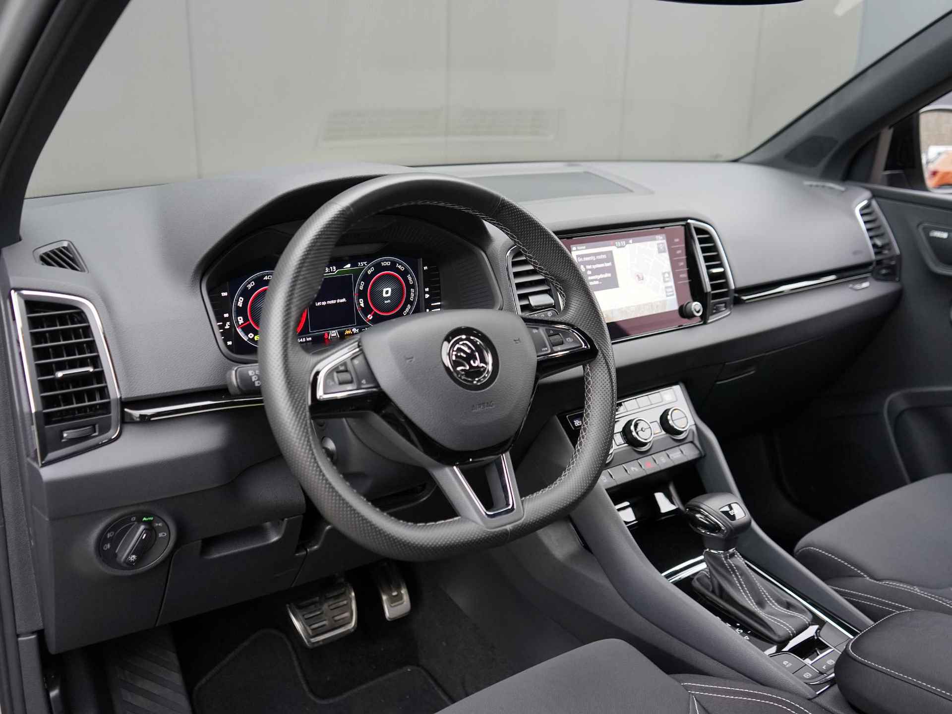 Skoda Karoq 1.5 TSI ACT Sportline Business Virtual cockpit /  Navi / Adap. cruise / 1ste eigenaar /  Dealer onderh. / Dodehoek / - 14/30