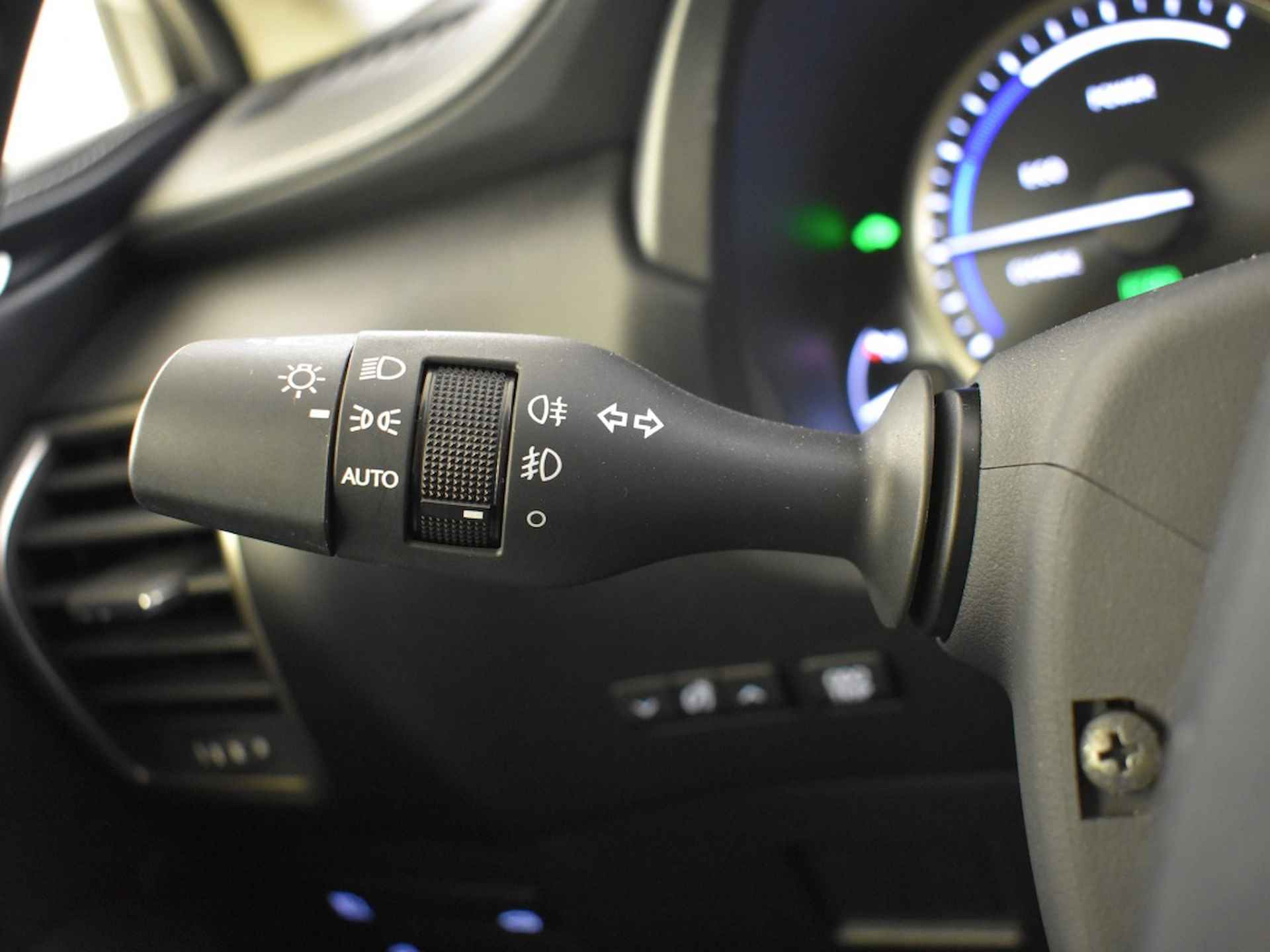 Lexus NX 300h AWD Business Edition | Leder | Apple carplay - 31/32