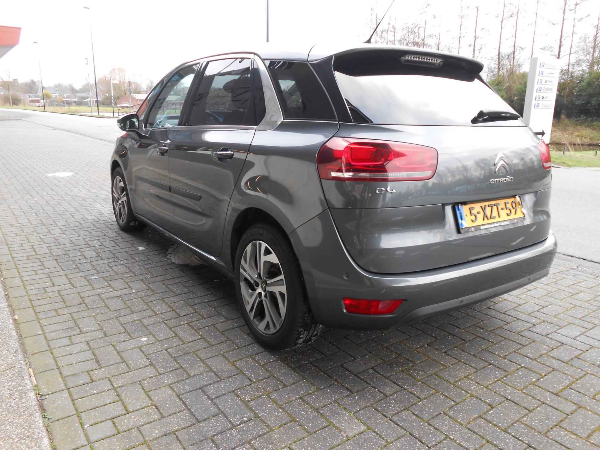 Citroen C4 Picasso 1.6 e-THP Intensive - 4/38