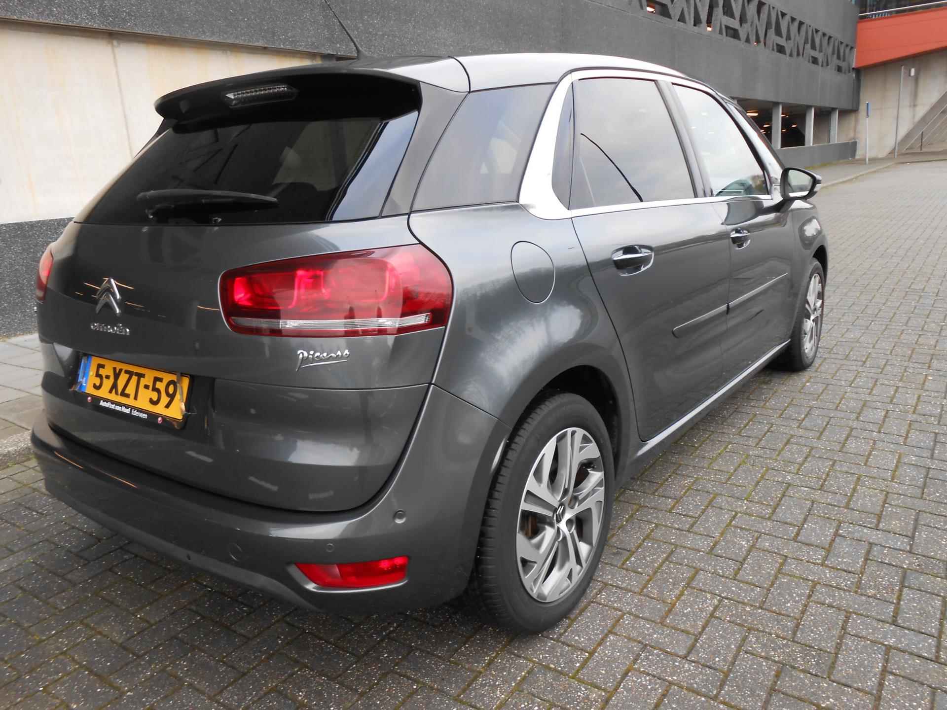 Citroen C4 Picasso 1.6 e-THP Intensive - 6/38