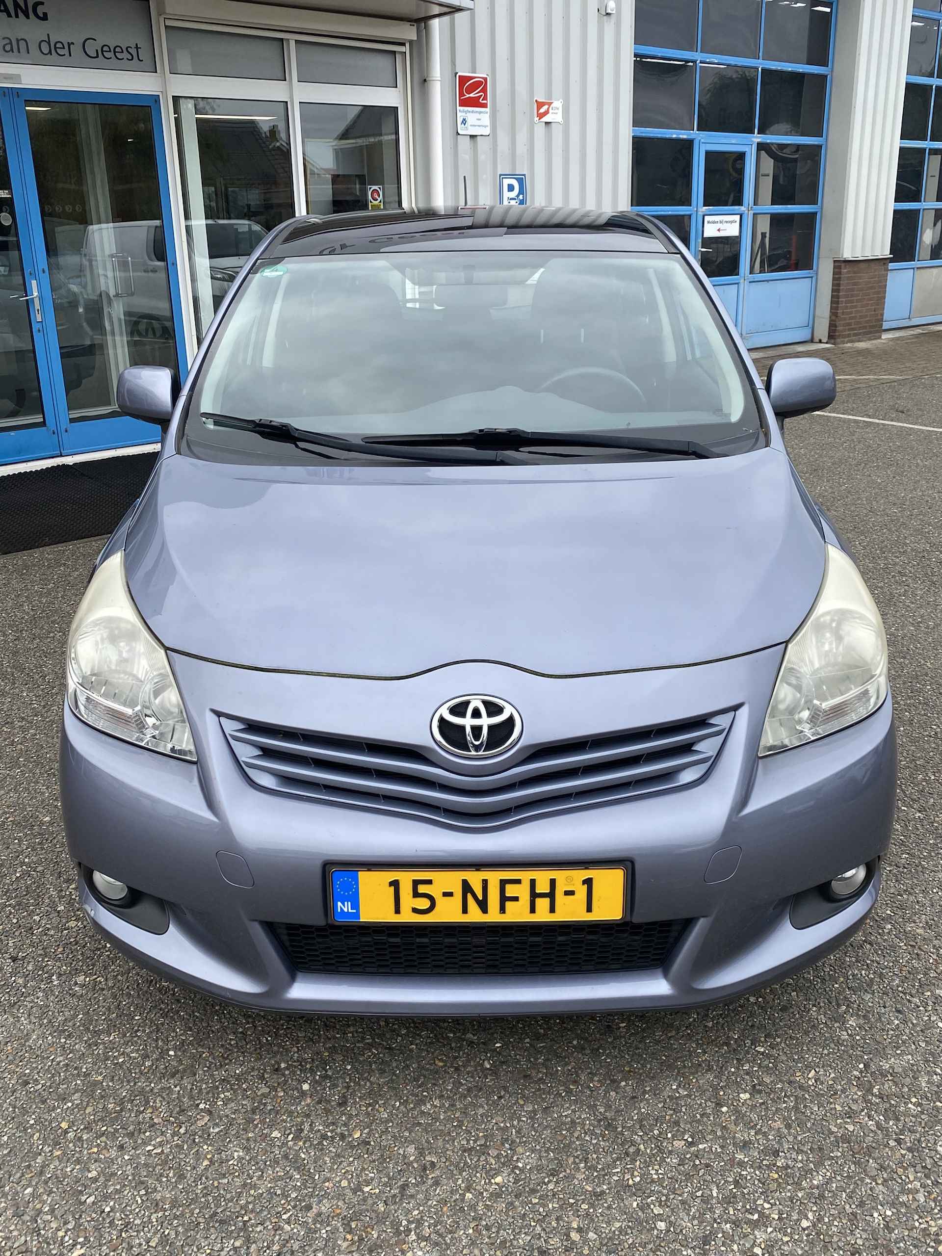 Toyota Verso 1.8 VVT-i Business - 10/31