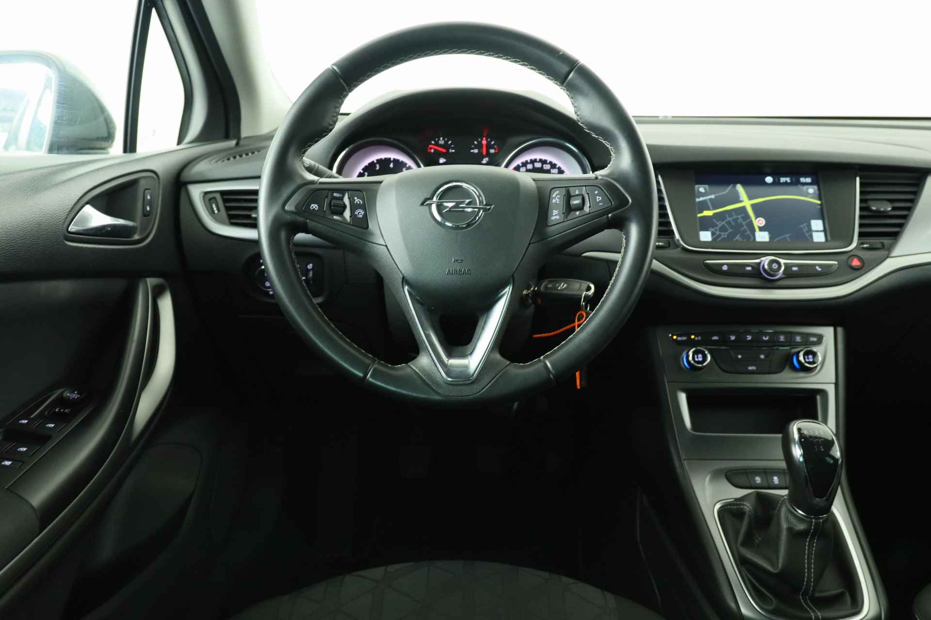 Opel Astra Sports Tourer 1.0 Turbo 120 Jaar Edition | Dealer Onderhouden! | Navi | Clima | Parkeersensoren V+A | Cruise Control | 16'' Lich - 32/32
