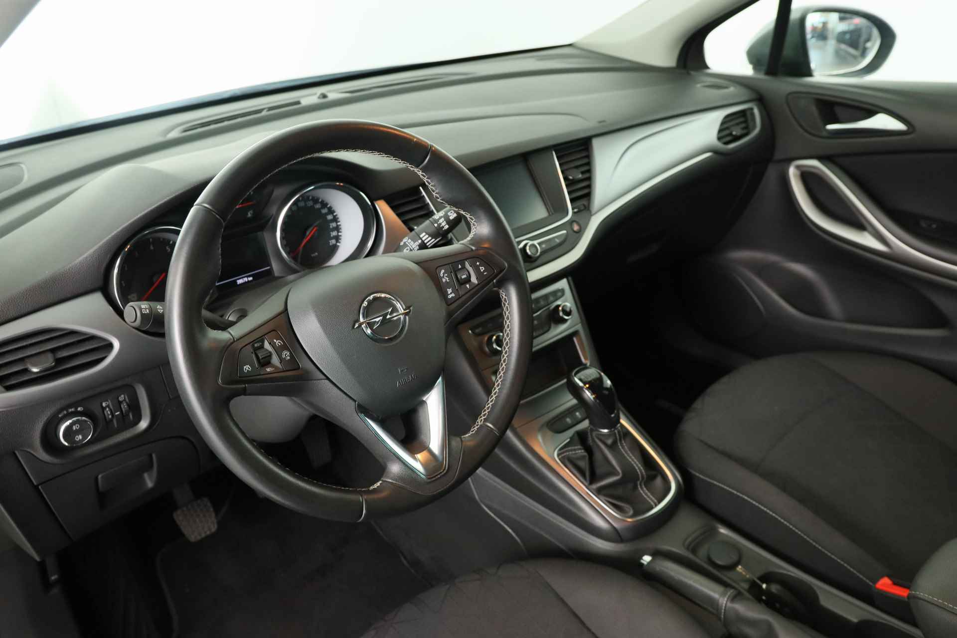 Opel Astra Sports Tourer 1.0 Turbo 120 Jaar Edition | Dealer Onderhouden! | Navi | Clima | Parkeersensoren V+A | Cruise Control | 16'' Lich - 6/32