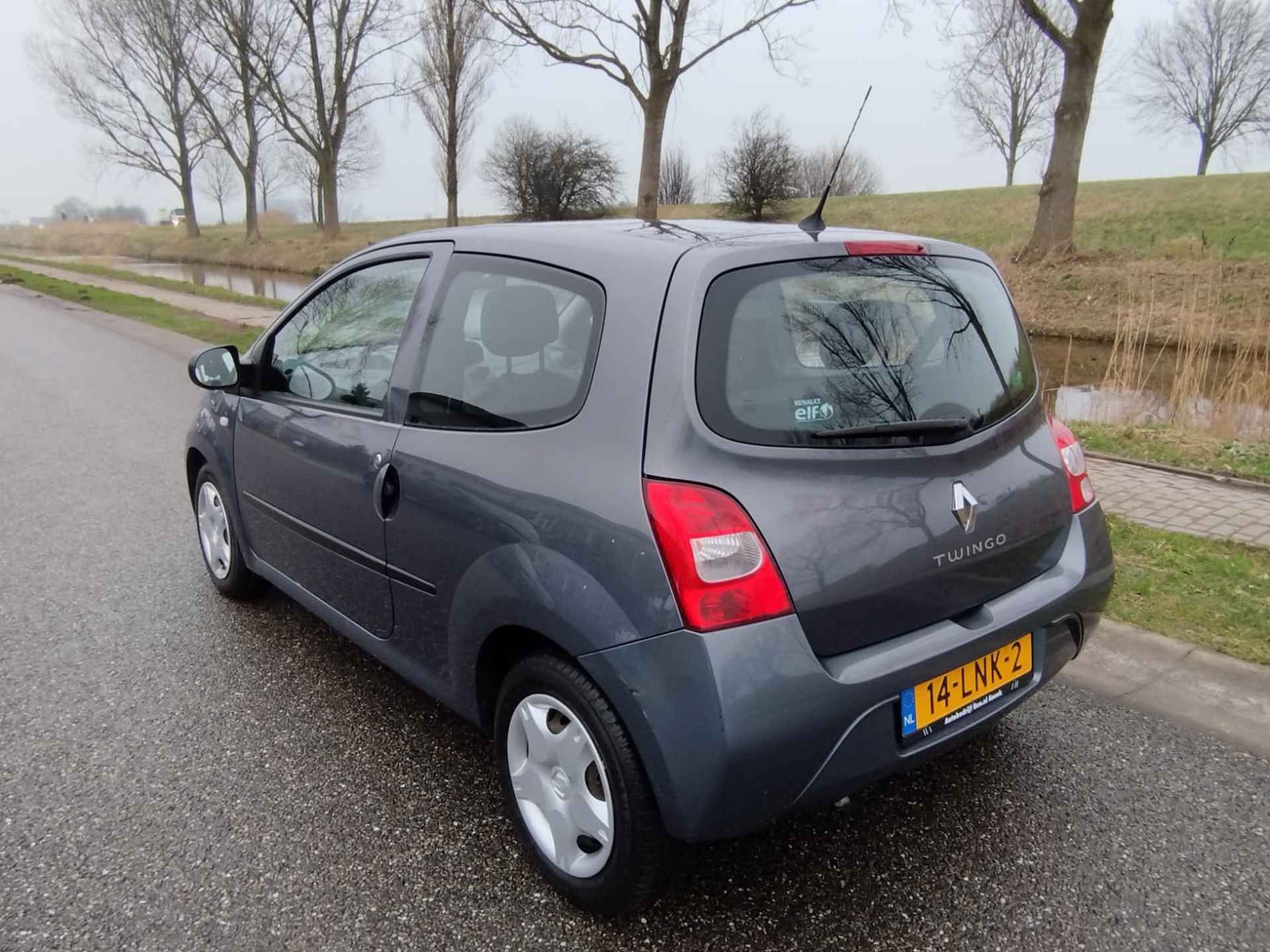 Renault Twingo 1.2-16V Authentique ** Airco ** 125.391 KM ** - 4/19