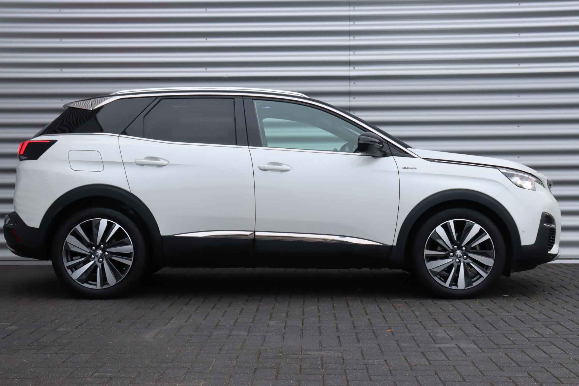 Peugeot 3008 1.6 PURETECH 165PK GT-LINE AUTOMAAT / NAVI / LEDER / CLIMA / PDC / 19" LMV / CAMERA / KEYLESS / FULL-LED / AFN. TREKHAAK / SCHUI - 3/45