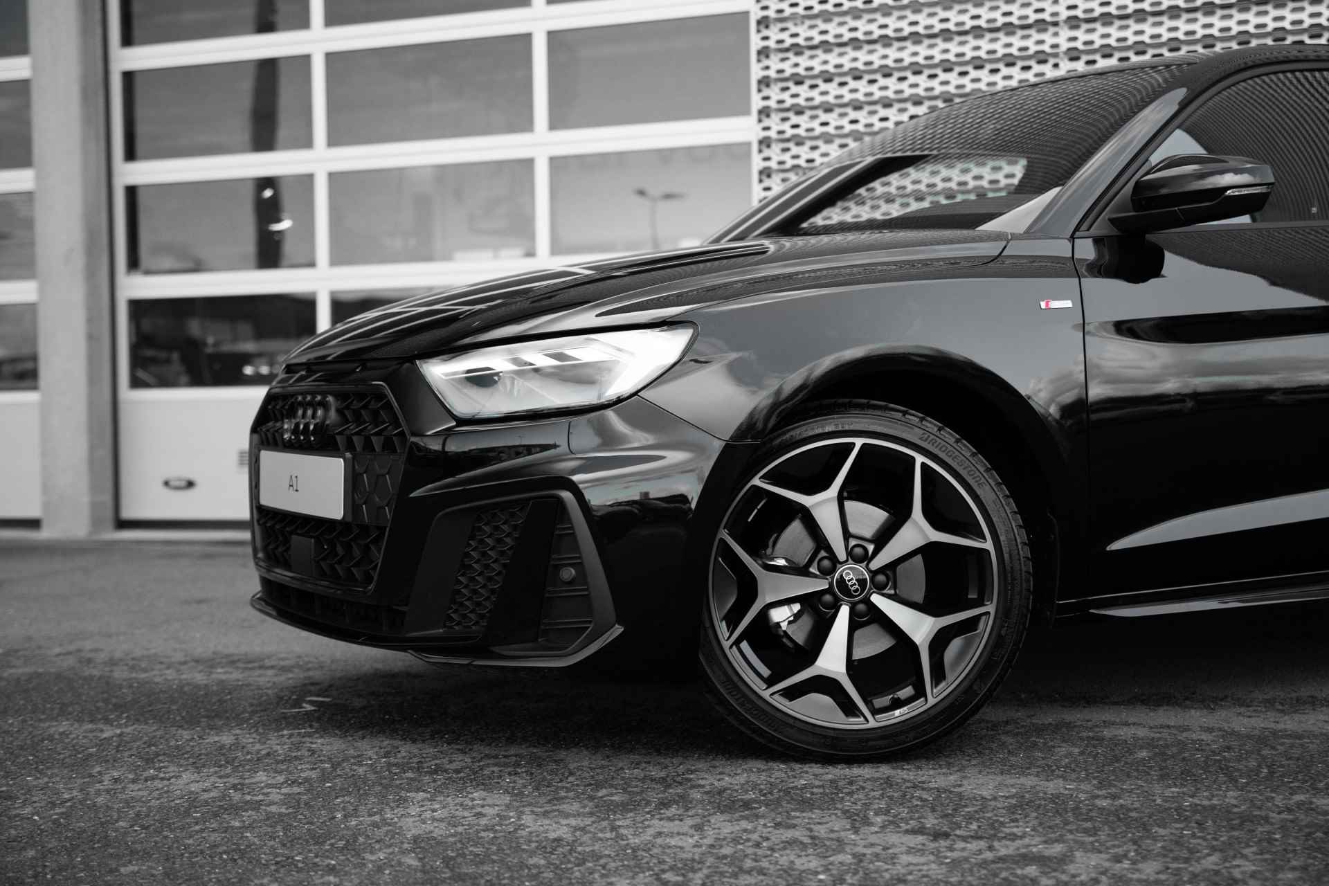 Audi A1 Sportback 30 TFSI S edition | Achteruitrijcamera | Adaptive cruise | Parkeerhulp plus - 7/50