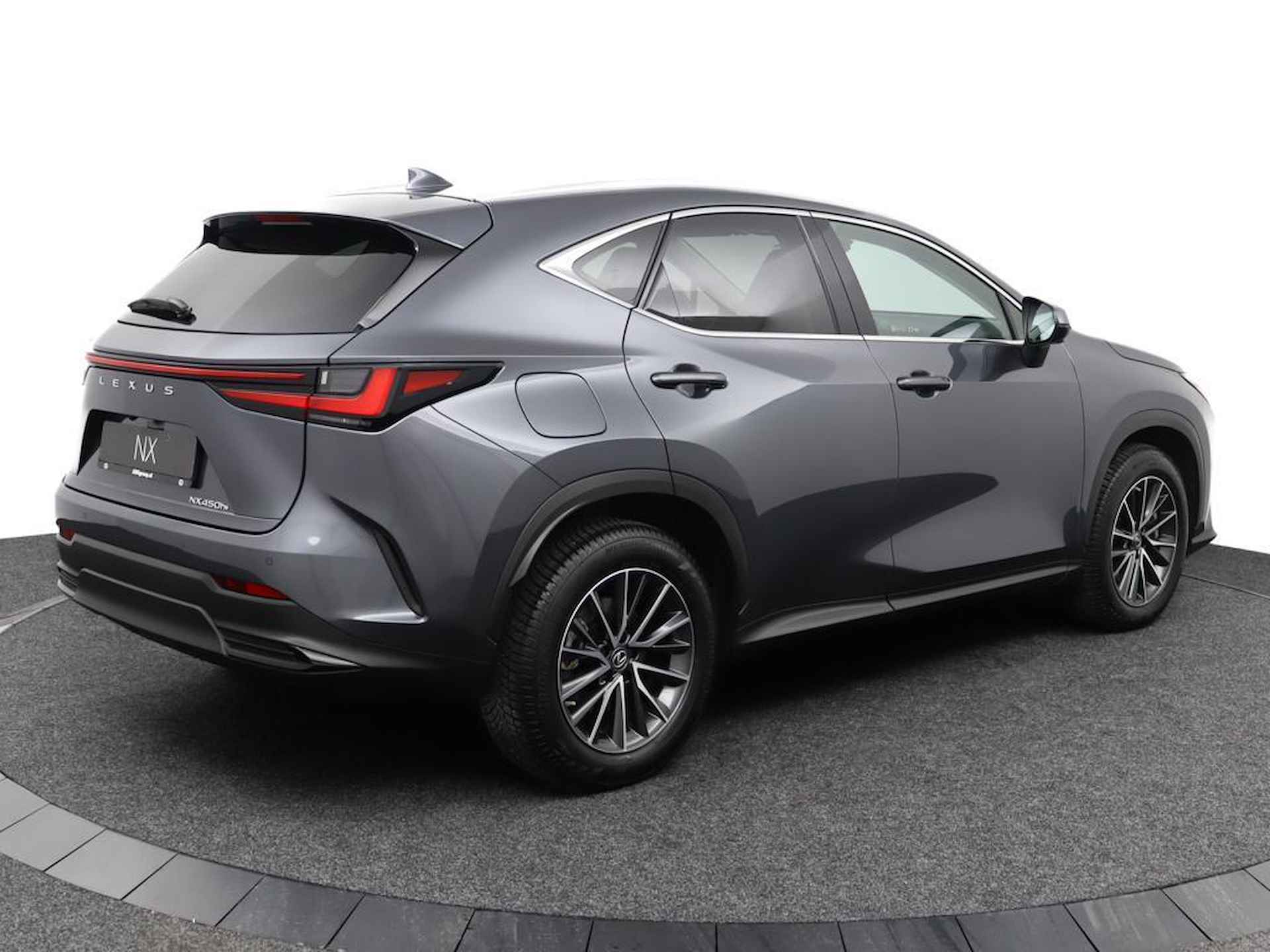 Lexus NX 450h+ AWD Launch Edition | Stoelkoeling | Head-Up Display | Smart Entry | Blind Spot Monitor - 2/54