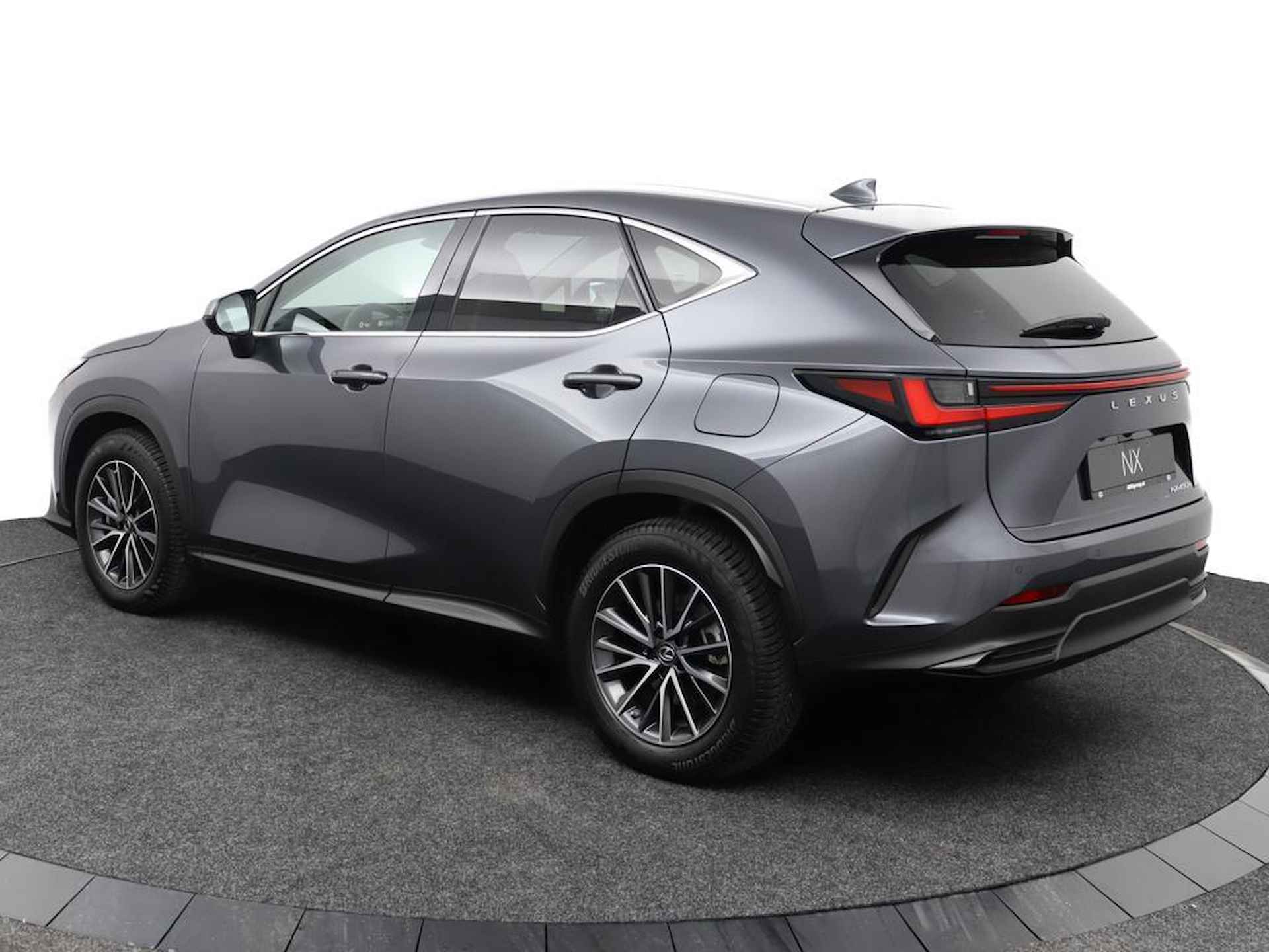 Lexus NX 450h+ AWD Launch Edition | Stoelkoeling | Head-Up Display | Smart Entry | Blind Spot Monitor - 9/54