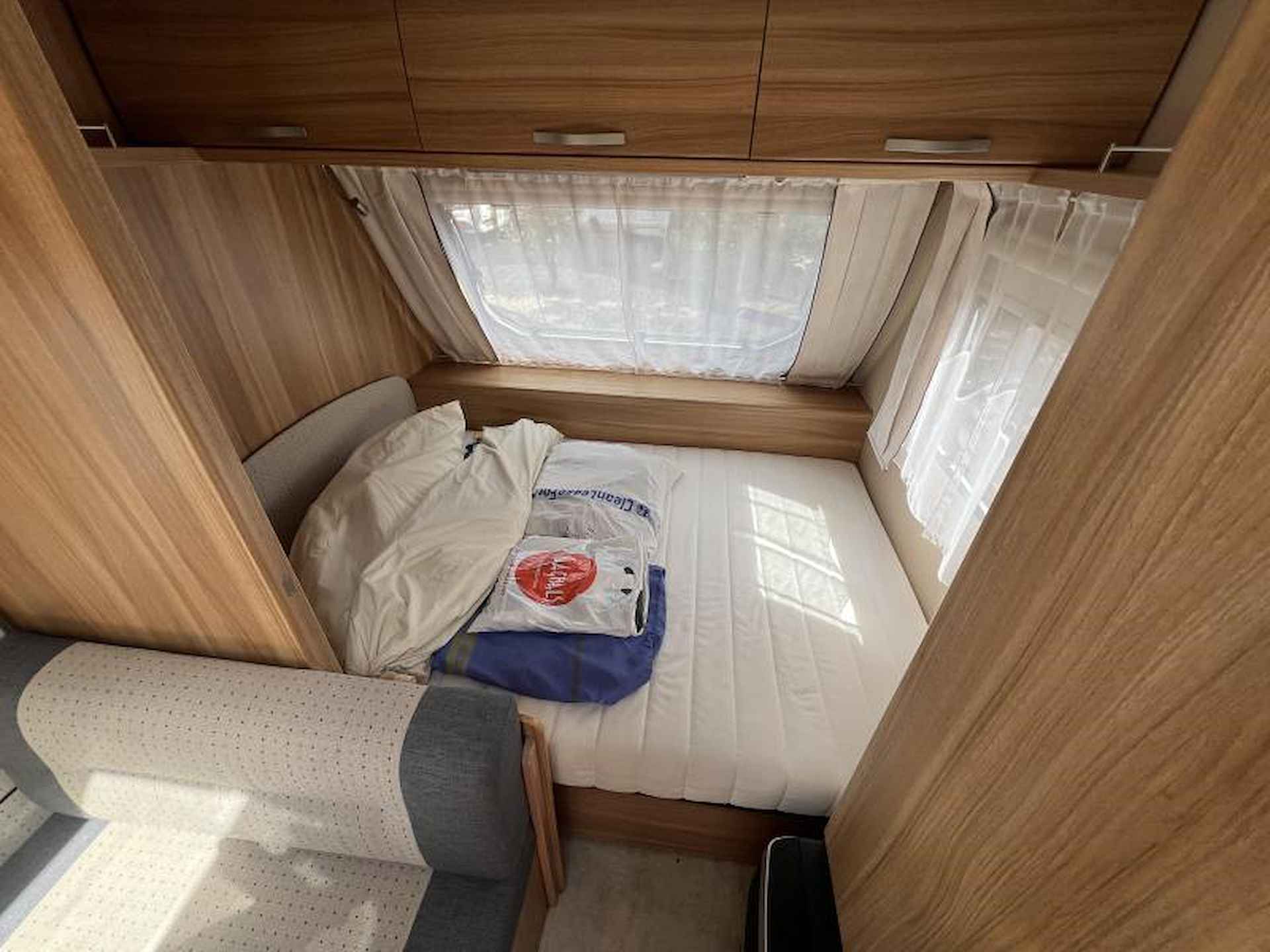 Caravelair Allegra 400 Mover! - 6/11