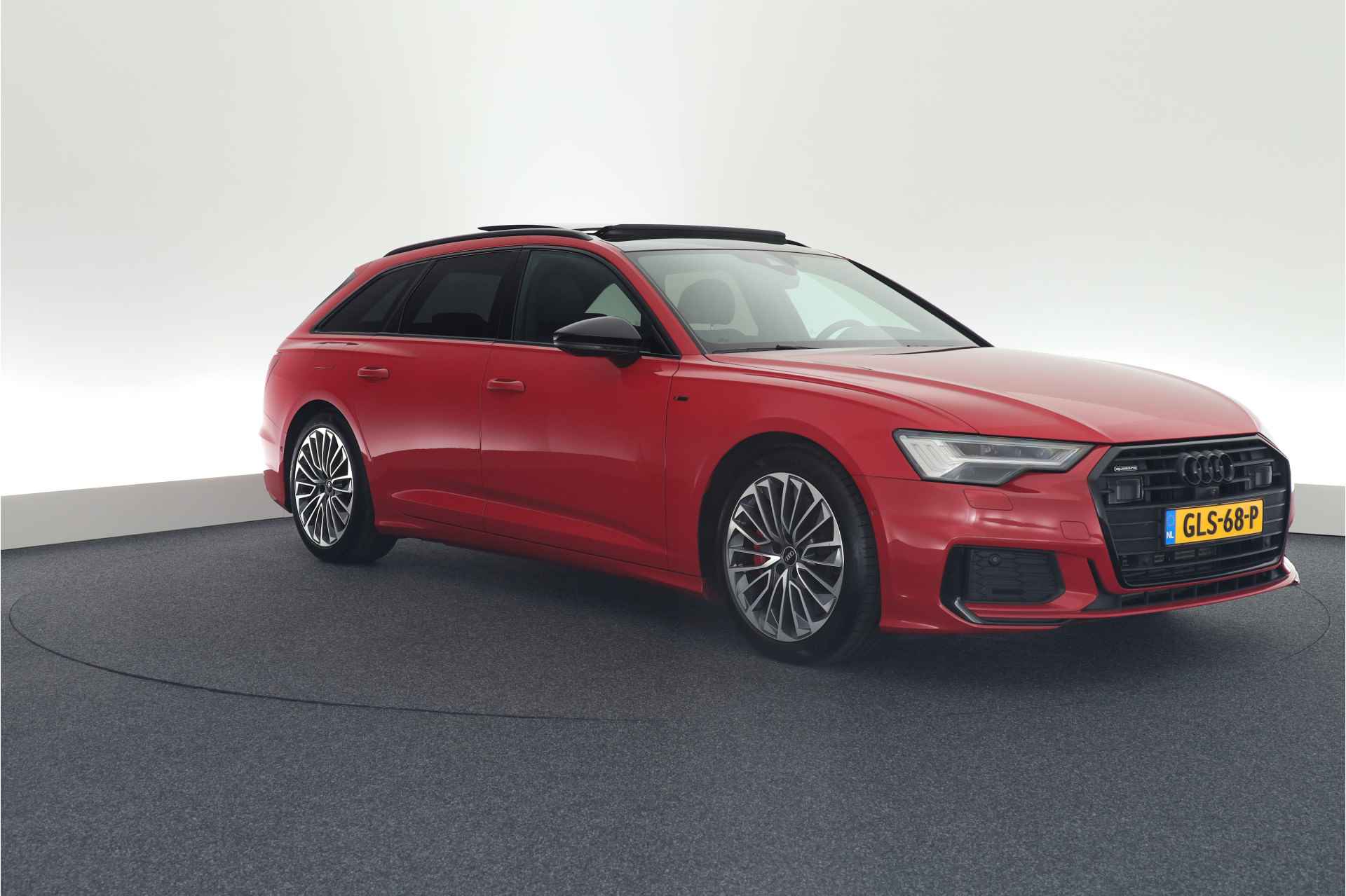 Audi A6 Avant 55 TFSI e 368pk quattro 2x S-Line Black Edition Trekhaak 360Camera Matrix Led B&O Stoelverwarming Navigatie - 6/64