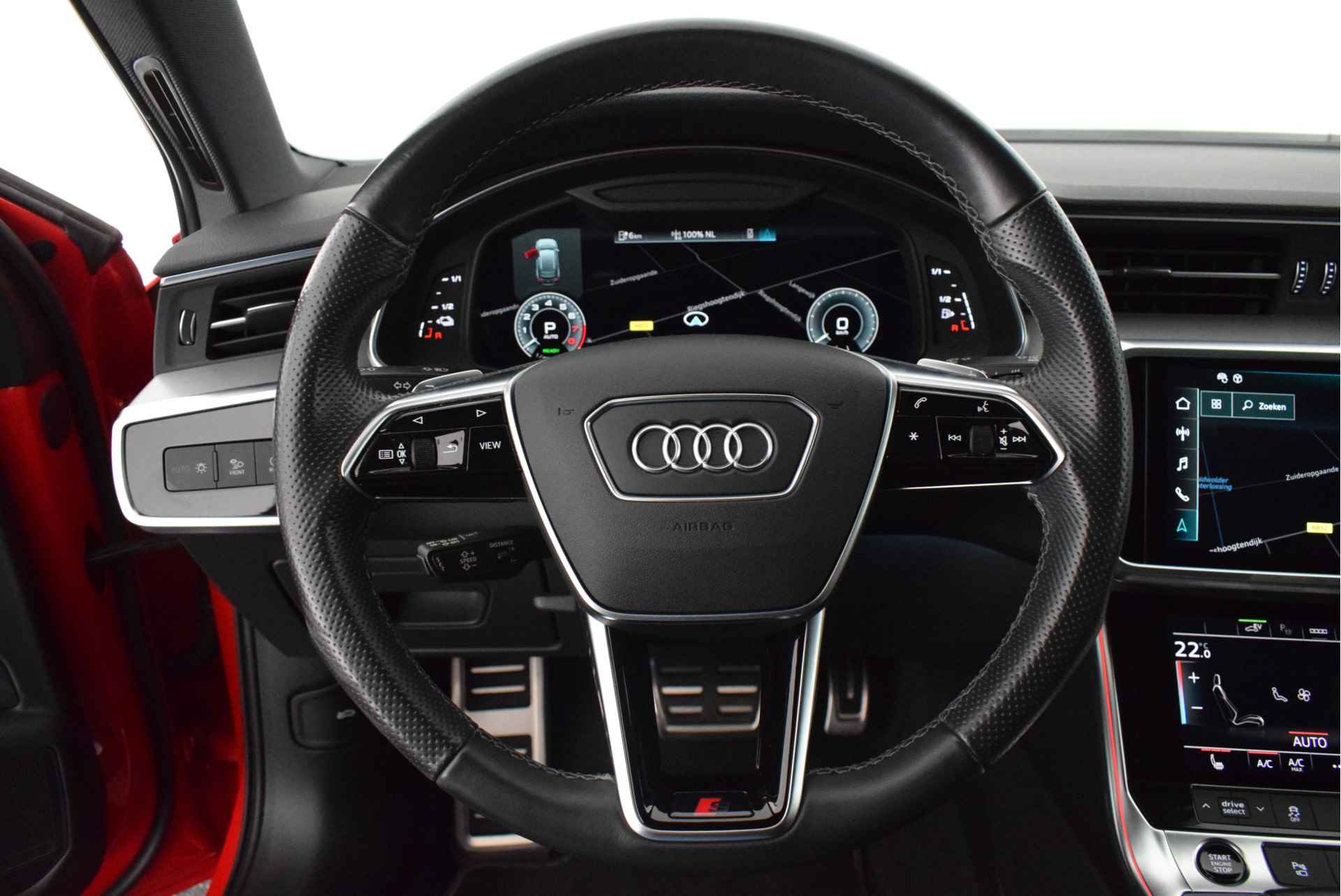 Audi A6 Avant 55 TFSI e 368pk quattro 2x S-Line Black Edition Trekhaak 360Camera Matrix Led B&O Stoelverwarming Navigatie - 16/64