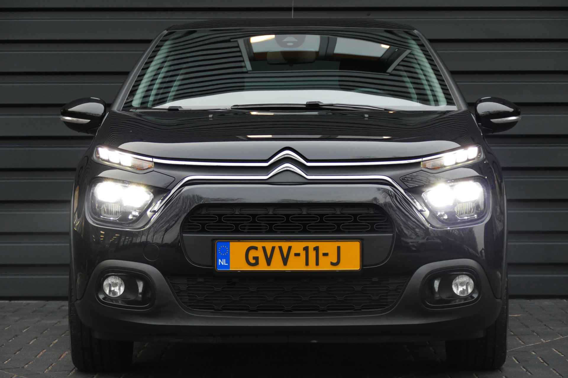 Citroën C3 1.2 PURETECH 82PK 5-DRS FEEL / NAVI / LED / CLIMA / BLUETOOTH / CRUISECONTROL / 1E EIGENAAR / NIEUWSTAAT !! - 4/28