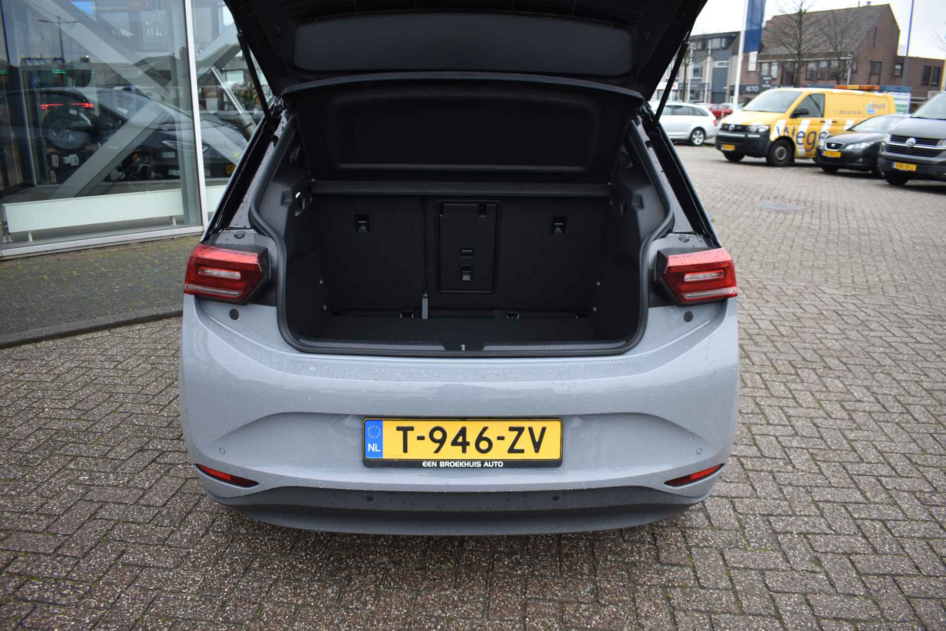 Volkswagen ID.3 Pro S 77 kWh 204PK | COMFORTPAKKET | DESIGNPAKKET | ASSISTANCEPAKKET + - 8/38
