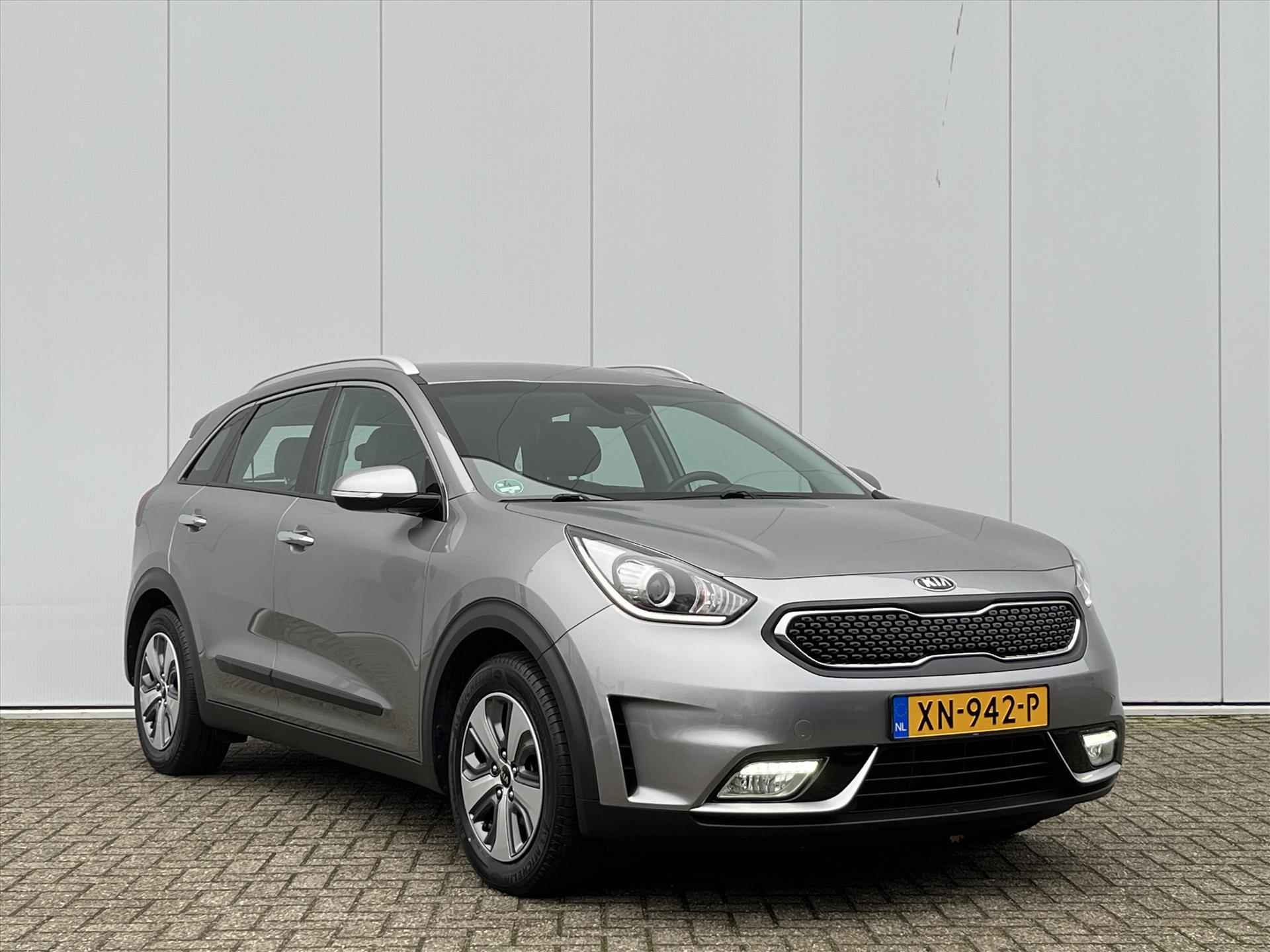 KIA Niro 1.6 GDi Hybrid 141pk DCT6 DynamicLine | Camera & Sensoren Achter | Automaat |  Trekhaak 13-polig | Lane Keeping | Carplay | Navigatie | - 3/47