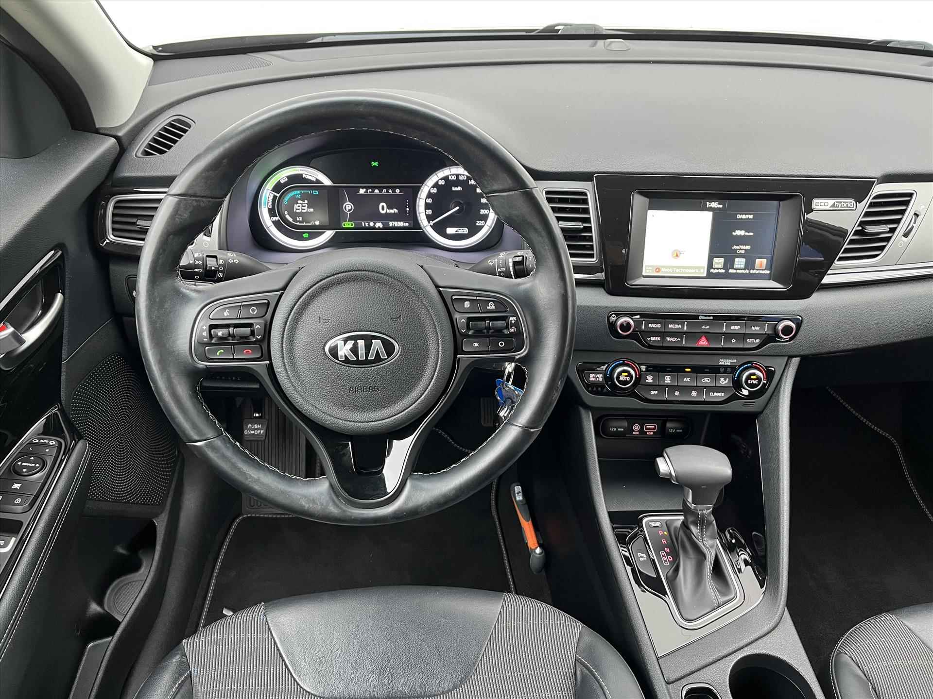 KIA Niro 1.6 GDi Hybrid 141pk DCT6 DynamicLine | Camera & Sensoren Achter | Automaat |  Trekhaak 13-polig | Lane Keeping | Carplay | Navigatie | - 14/47