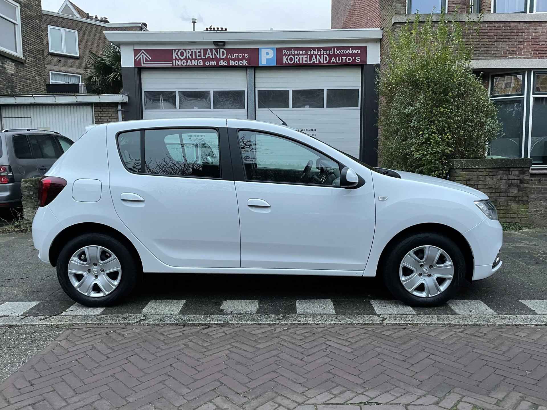 Dacia Sandero 1.0 SCe Laureate | Airco - 2/14