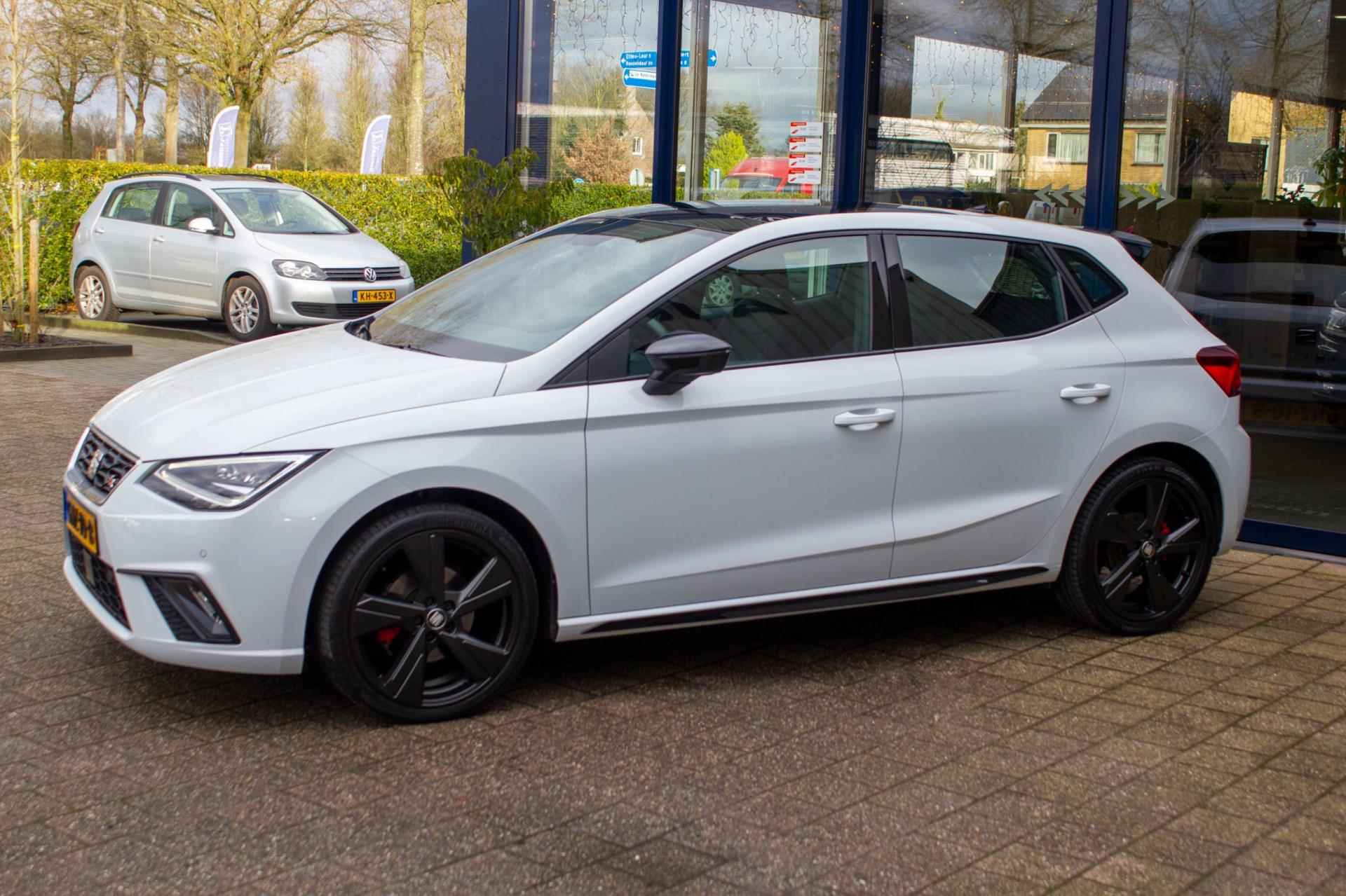 Seat Ibiza 1.5 TSI FR Business Intense | Prijs rijklaar incl. 12 mnd garantie | 18"Lmv Apple/Android carplay Stoelverw - 6/50