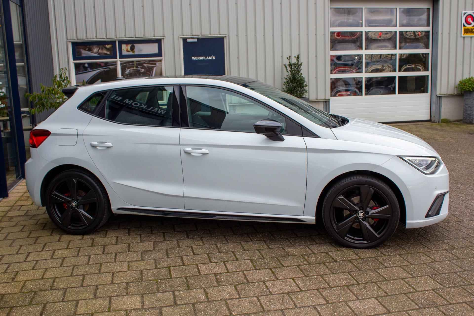 Seat Ibiza 1.5 TSI FR Business Intense | Prijs rijklaar incl. 12 mnd garantie | 18"Lmv Apple/Android carplay Stoelverw - 11/50