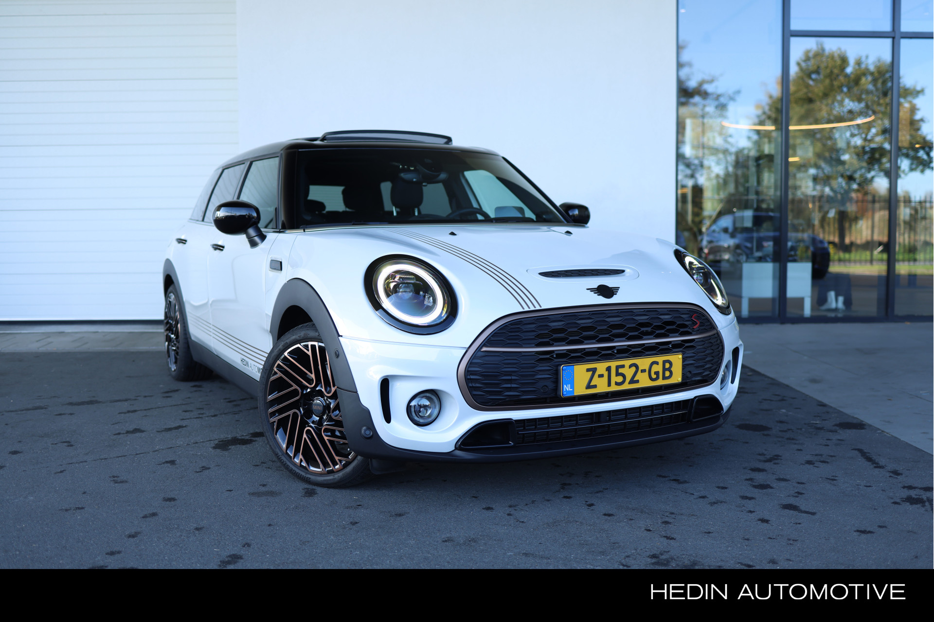 MINI Clubman 2.0 Cooper S Final Edition | Glazen Panoramadak | ISOFIX | Elektrisch Verstelbare Stoelen | Comfort Access | Harman-Kardon Sound System | .