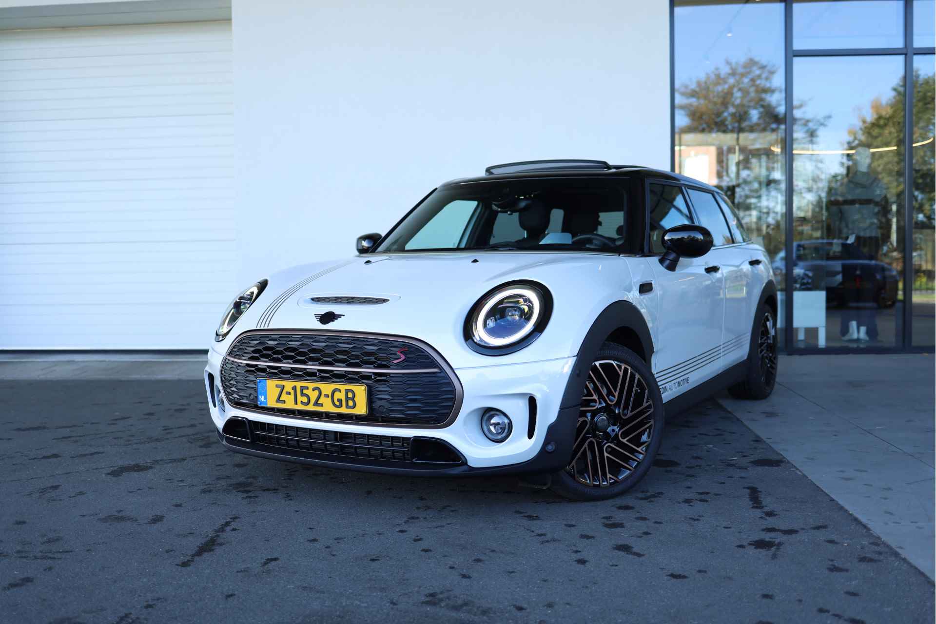 MINI Clubman 2.0 Cooper S Final Edition | Glazen Panoramadak | ISOFIX | Elektrisch Verstelbare Stoelen | Comfort Access | Harman-Kardon Sound System | . - 3/22