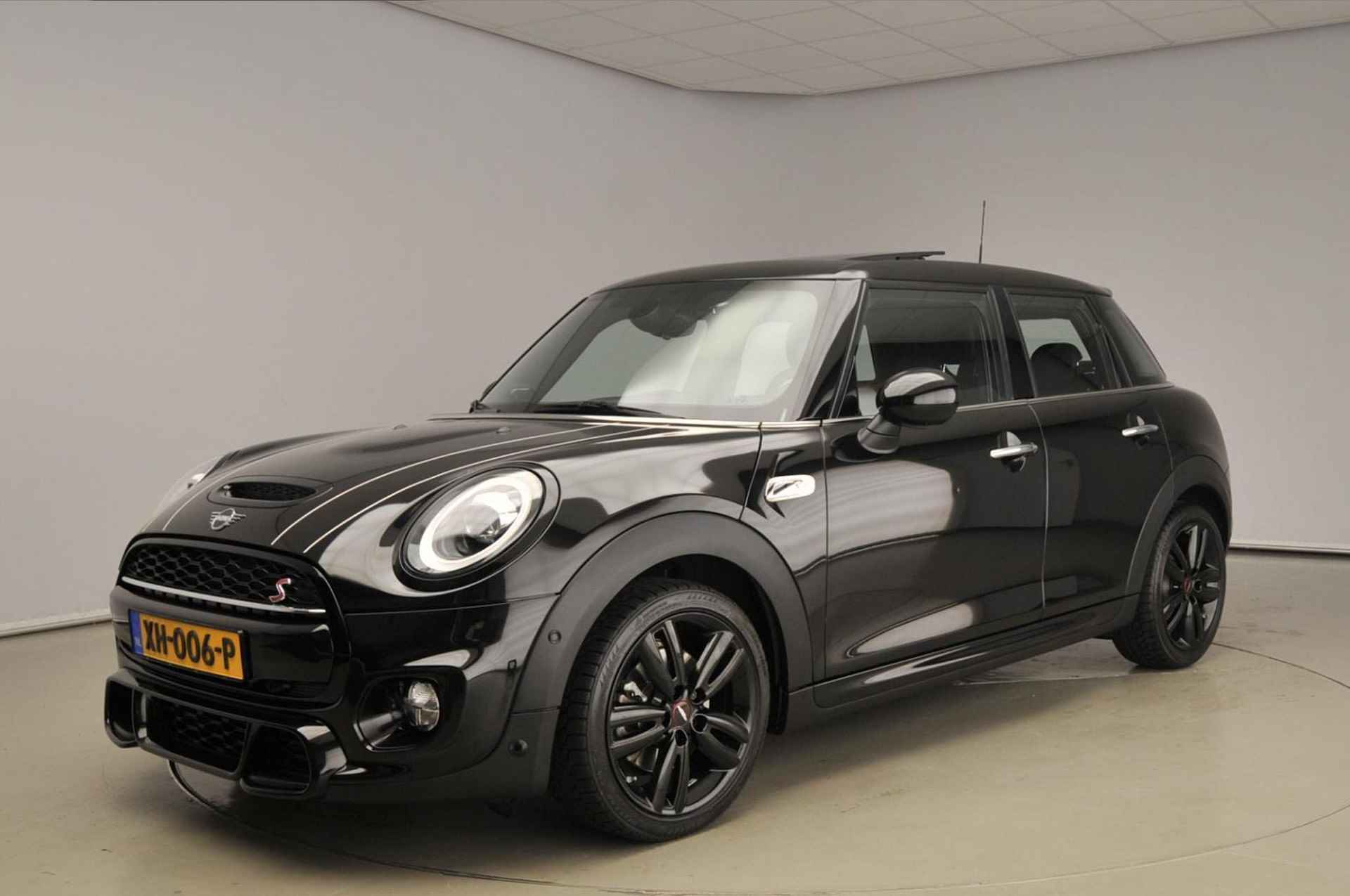 MINI 5-deurs Cooper S Knightsbridge Edition | Automaat | JCW Trim | Harman/Kardon - 48/48