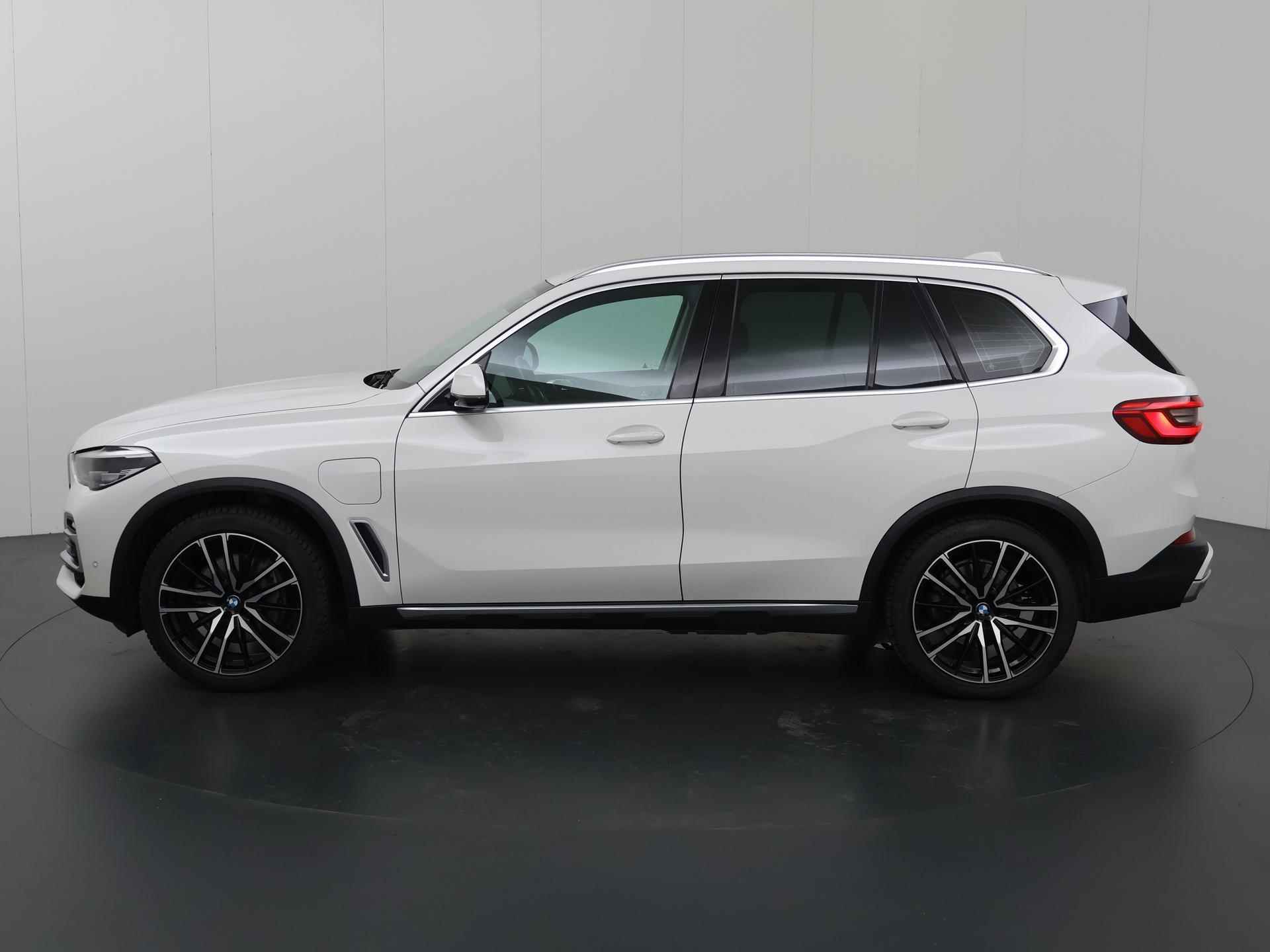 BMW X5 xDrive45e High Executive | Luchtvering | Trekhaak | Camera |  Adaptieve Cruise Control | Comfort Zetels ele. Verstelbaar + Geheugen | Apple CarPlay | Stoel/stuurverwarming | Digitaal Dashboard | Navigatie | - 6/45