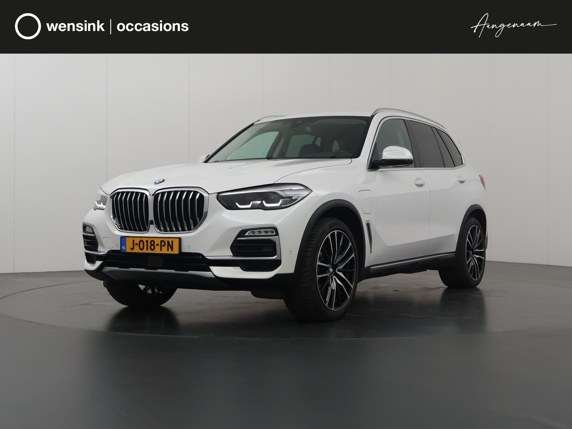 BMW X5 xDrive45e High Executive | Luchtvering | Trekhaak | Camera |  Adaptieve Cruise Control | Comfort Zetels ele. Verstelbaar + Geheugen | Apple CarPlay | Stoel/stuurverwarming | Digitaal Dashboard | Navigatie |