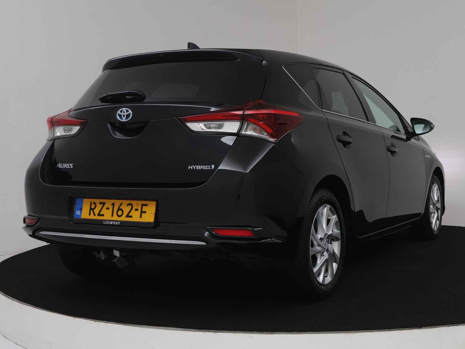 Toyota Auris 1.8 Hybrid Dynamic Go | LM velgen | Navigatie | Camera | Cruise Control | Climate Control | - 3/42