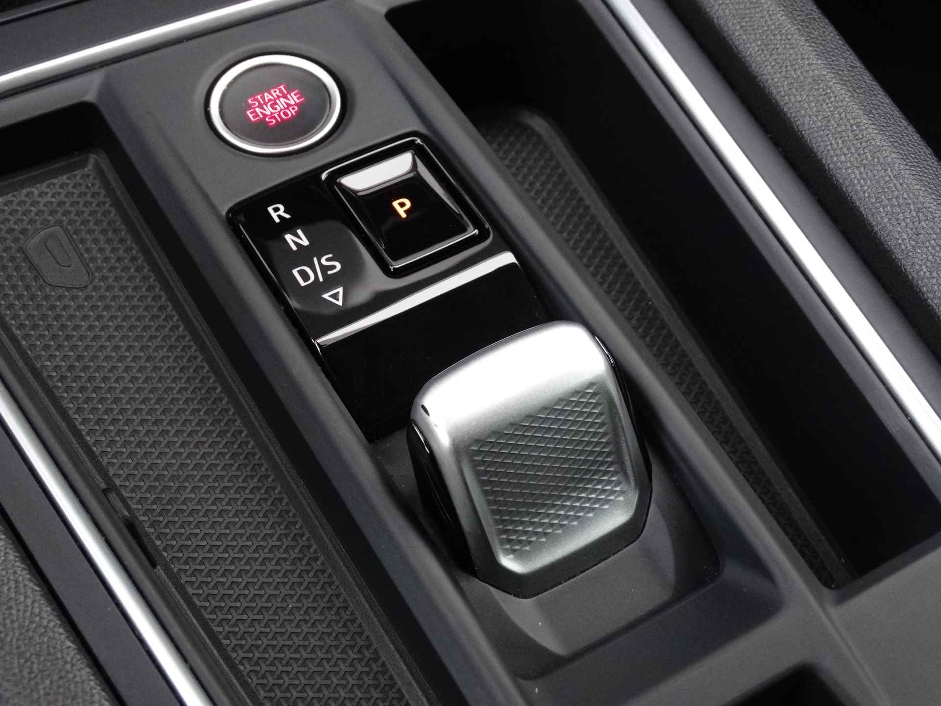 SEAT Leon 1.0 eTSI 110PK DSG Style Business Intense | Navigatie | Climate Control | Achteruitrijcamera | - 23/29