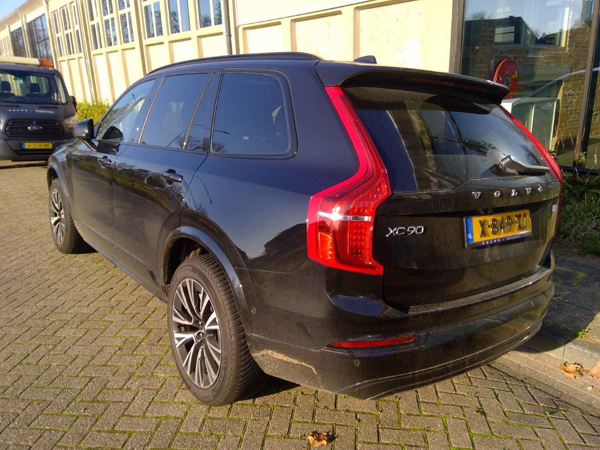 Volvo XC90 T8 Recharge Ultimate Dark 7P | Luchtvering | PDC + Camera | Trekhaak | Volvo Guard Alarm | BLIS | Panoramadak | Extra getint gla - 5/6